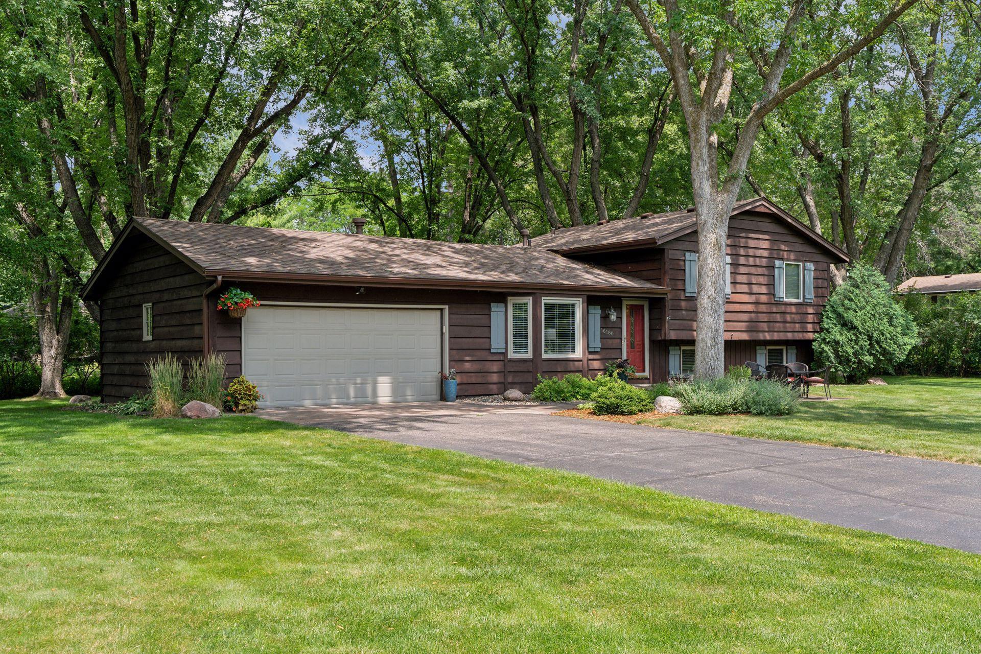 View of Residential at 16180 Westgate Lane, Eden Prairie MN 55344, Eden Prairie - Mike Wilen | Minnesota Team Real Estate