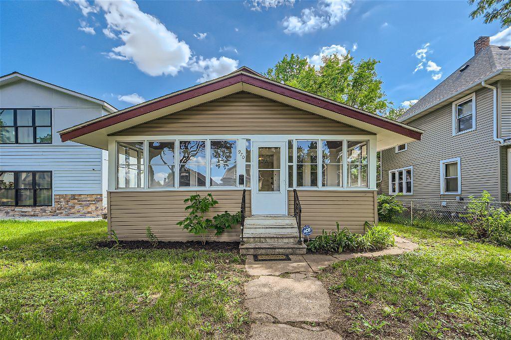 View of Residential at 970 Central Avenue, Saint Paul MN 55104, Saint Paul - Mike Wilen | Minnesota Team Real Estate