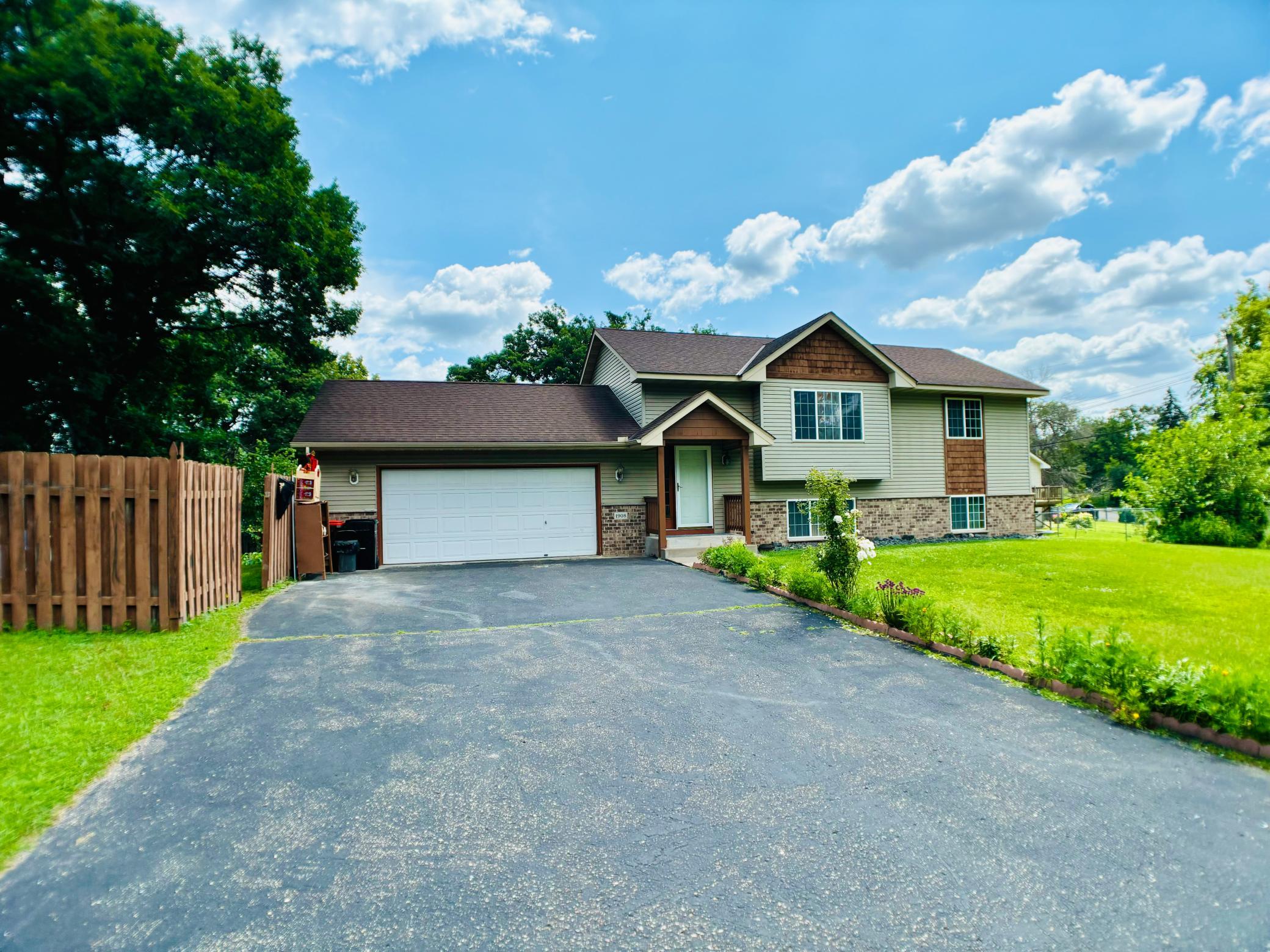 View of Residential at 1908 Kenwood Drive, Maplewood MN 55117, Maplewood - Mike Wilen | Minnesota Team Real Estate