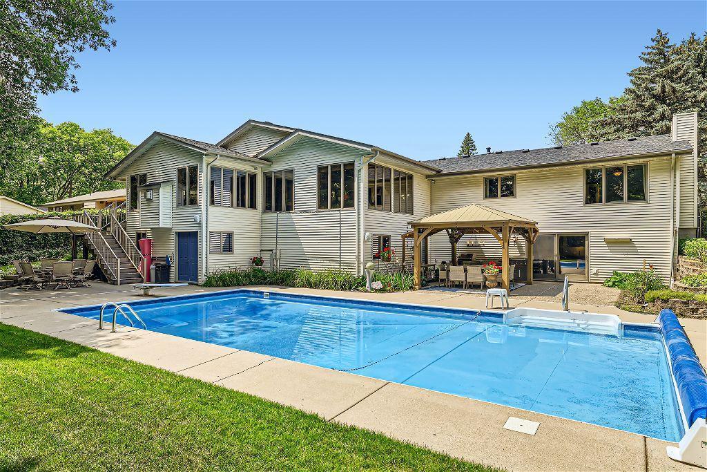 View of Residential at 1423 Valley View Road, Chaska MN 55318, Chaska - Mike Wilen | Minnesota Team Real Estate