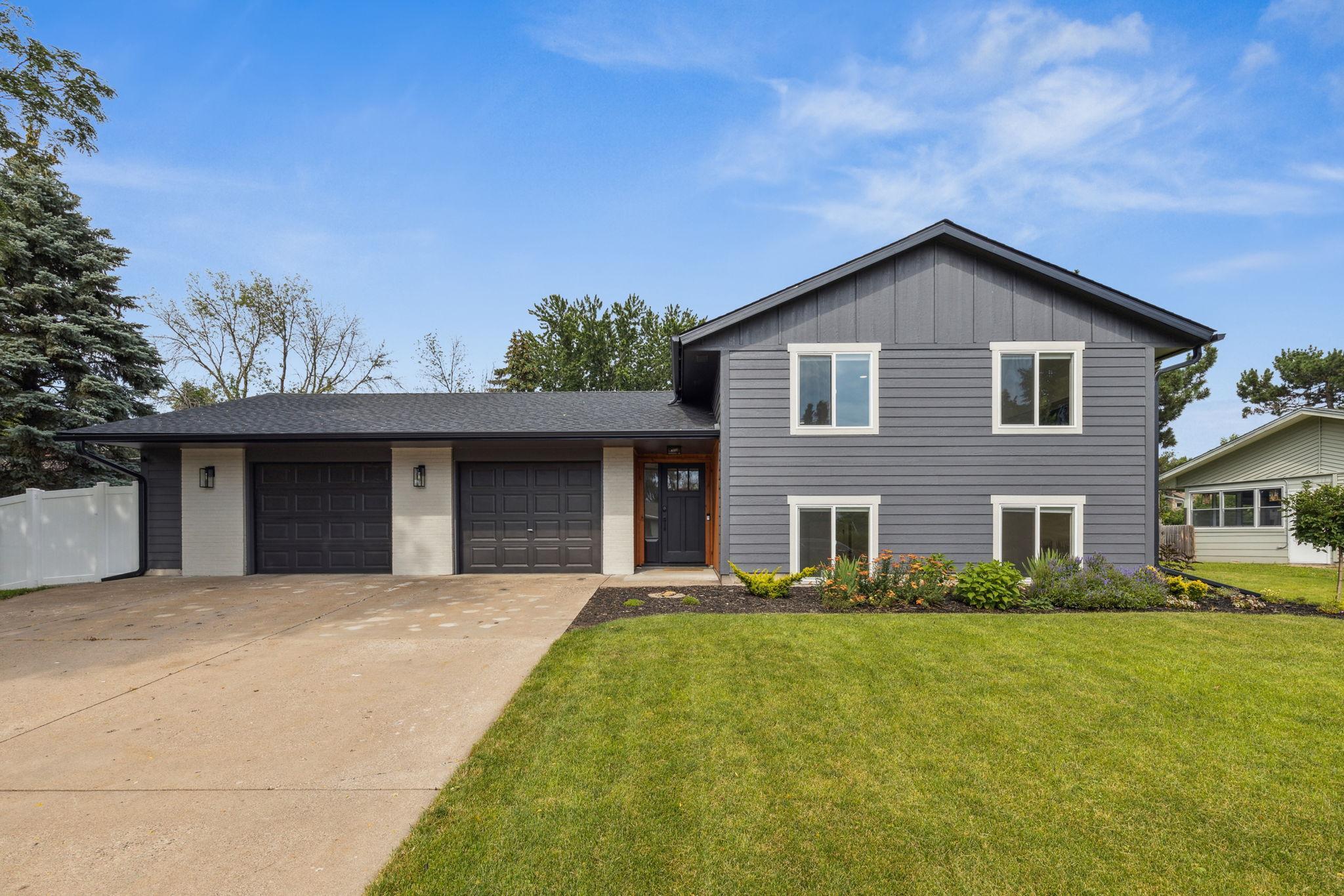 View of Residential at 8355 Harkness Road, Cottage Grove MN 55016, Cottage Grove - Mike Wilen | Minnesota Team Real Estate