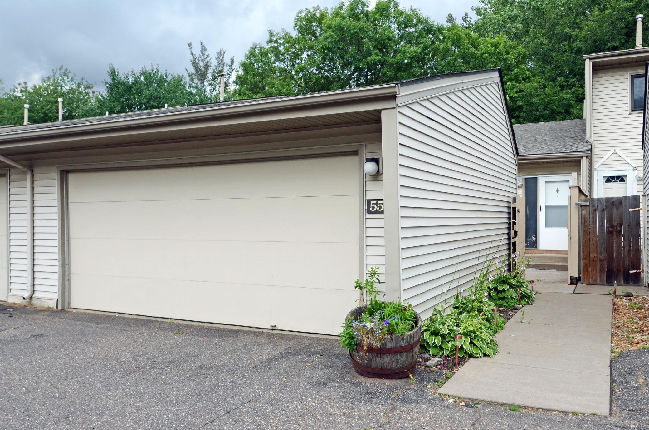 View of Residential at 5586 Meister Road, Fridley MN 55432, Fridley - Mike Wilen | Minnesota Team Real Estate