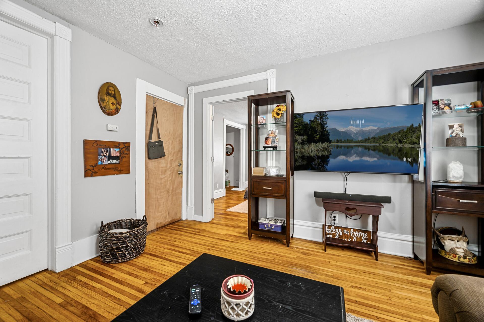 View of Residential Income at 838 Edmund Avenue, Saint Paul MN 55104, Saint Paul - Mike Wilen | Minnesota Team Real Estate