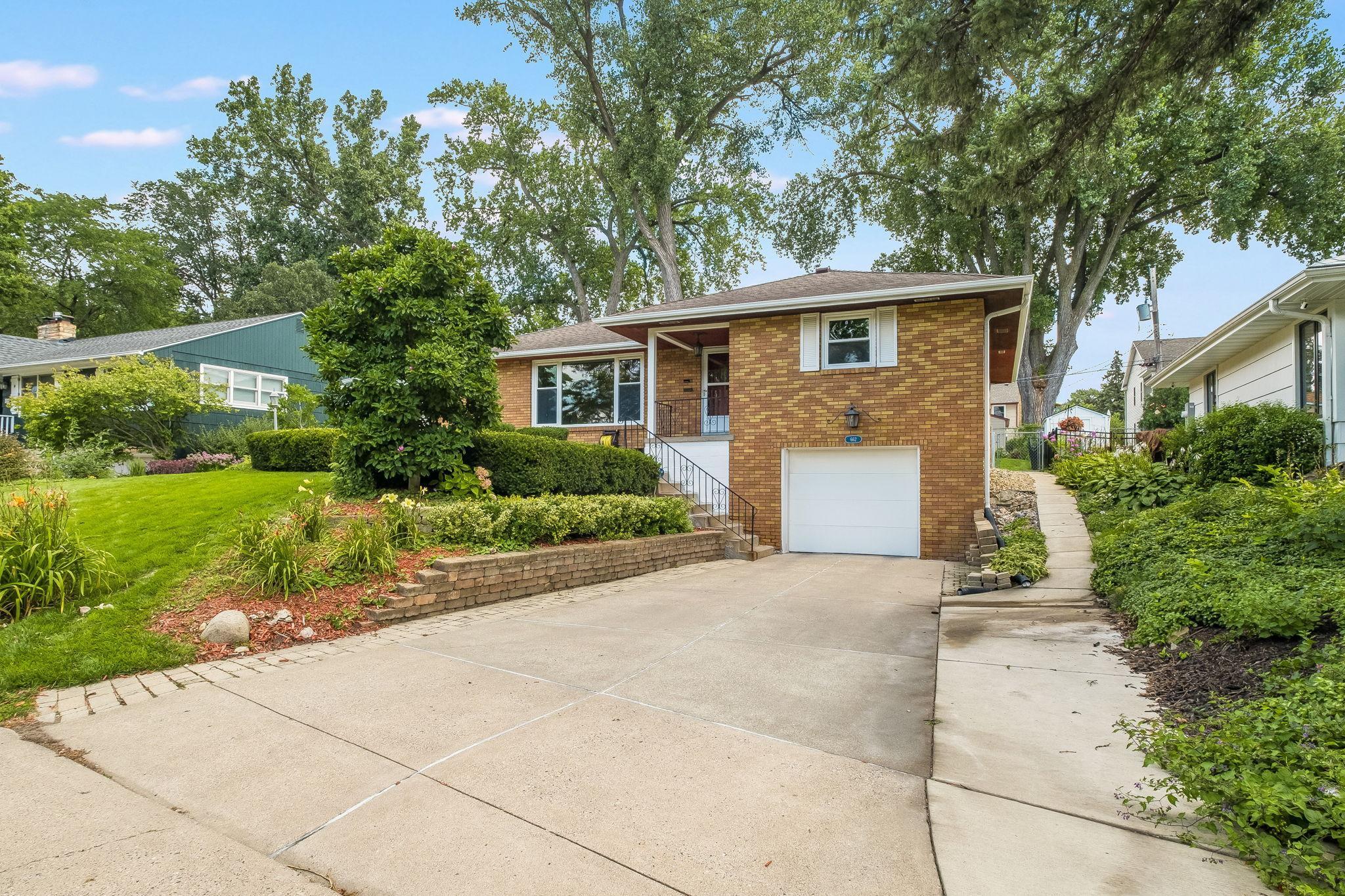 View of Residential at 662 Woodlawn Avenue, Saint Paul MN 55116, Saint Paul - Mike Wilen | Minnesota Team Real Estate
