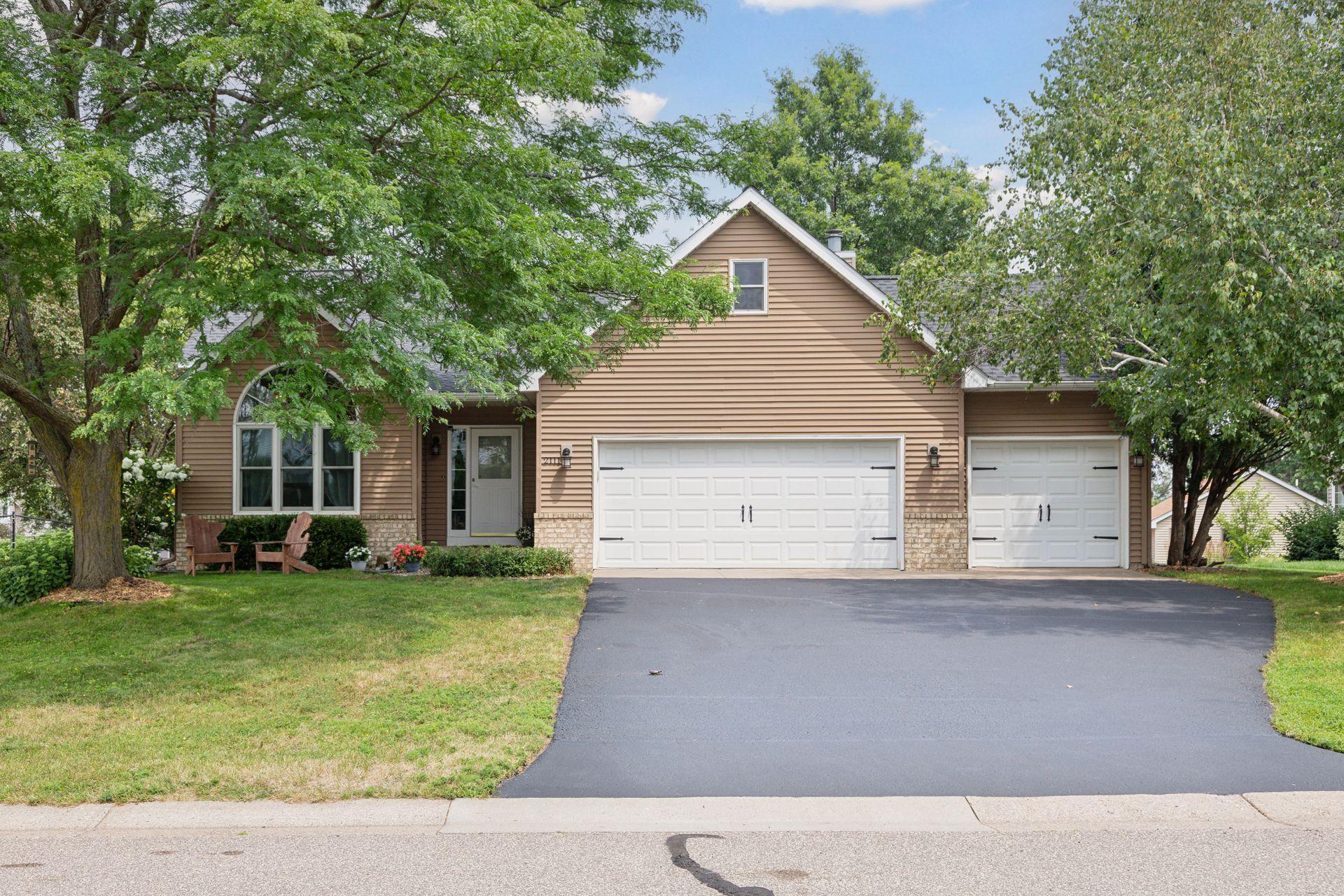 View of Residential at 2111 Woodbridge Way, Woodbury MN 55125, Woodbury - Mike Wilen | Minnesota Team Real Estate
