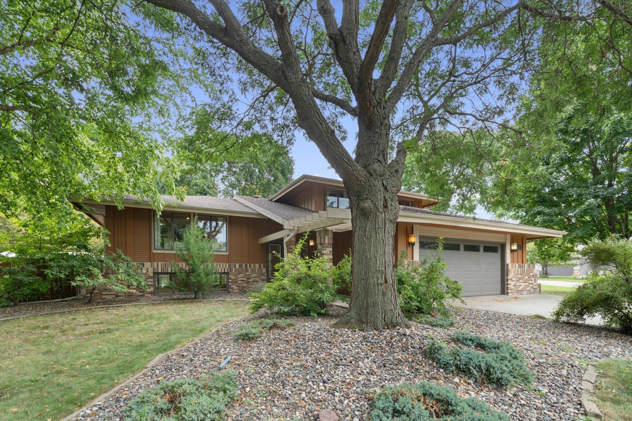 View of Residential at 9655 Clover Circle, Eden Prairie MN 55347, Eden Prairie - Mike Wilen | Minnesota Team Real Estate