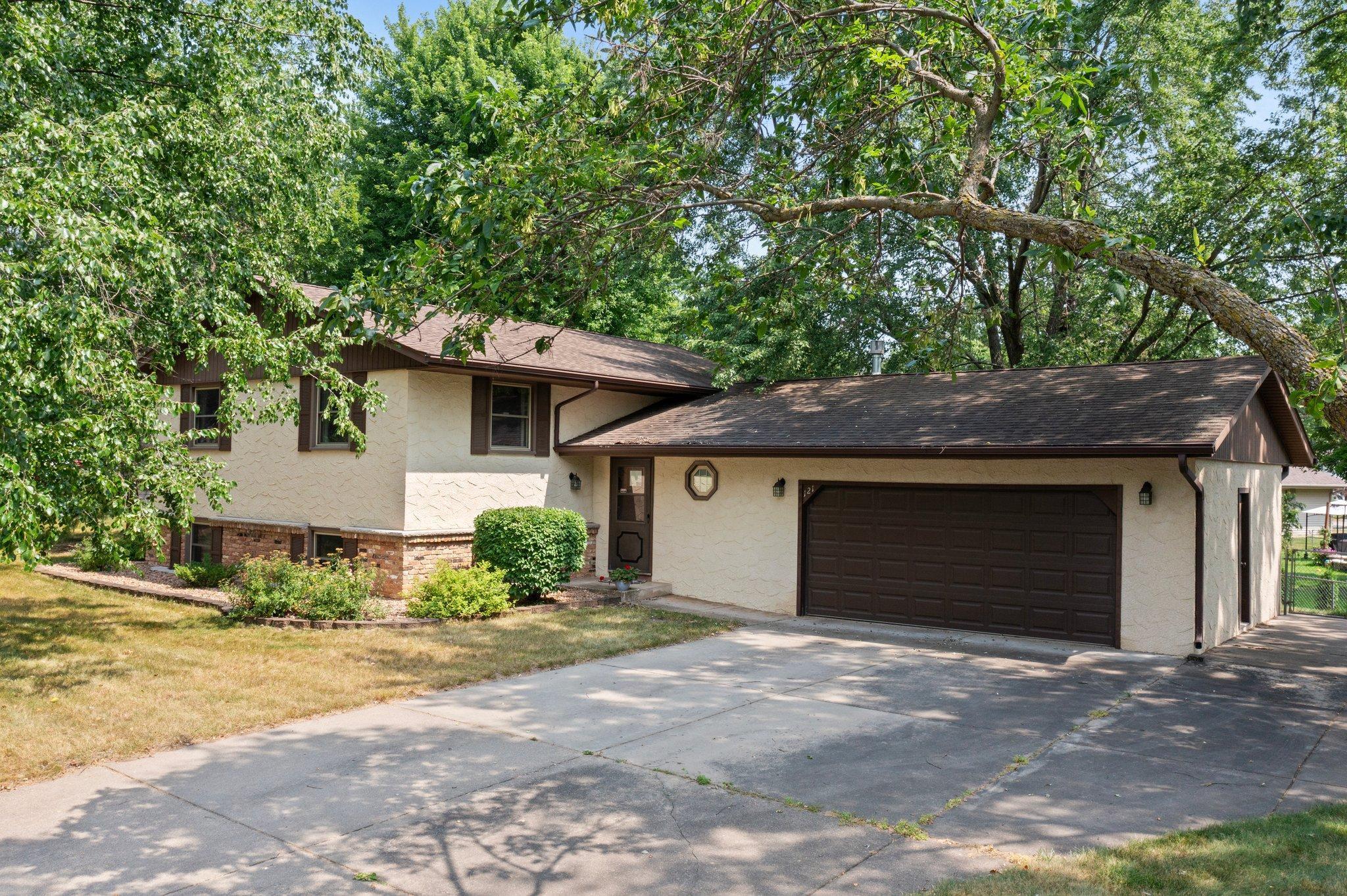 View of Residential at 121 Arbor Lane, Burnsville MN 55337, Burnsville - Mike Wilen | Minnesota Team Real Estate