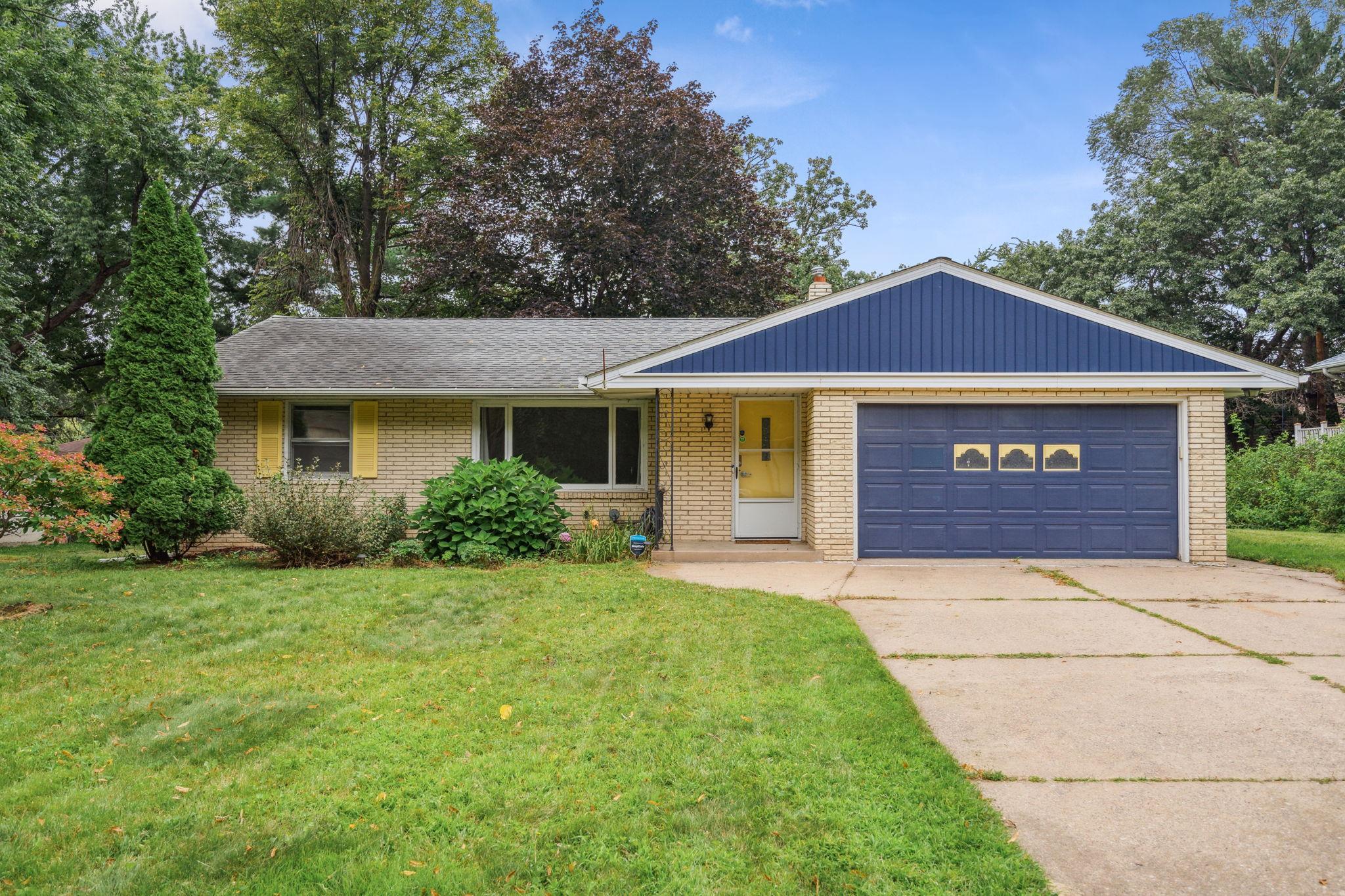 View of Residential at 1527 English Street, Saint Paul MN 55106, Saint Paul - Mike Wilen | Minnesota Team Real Estate