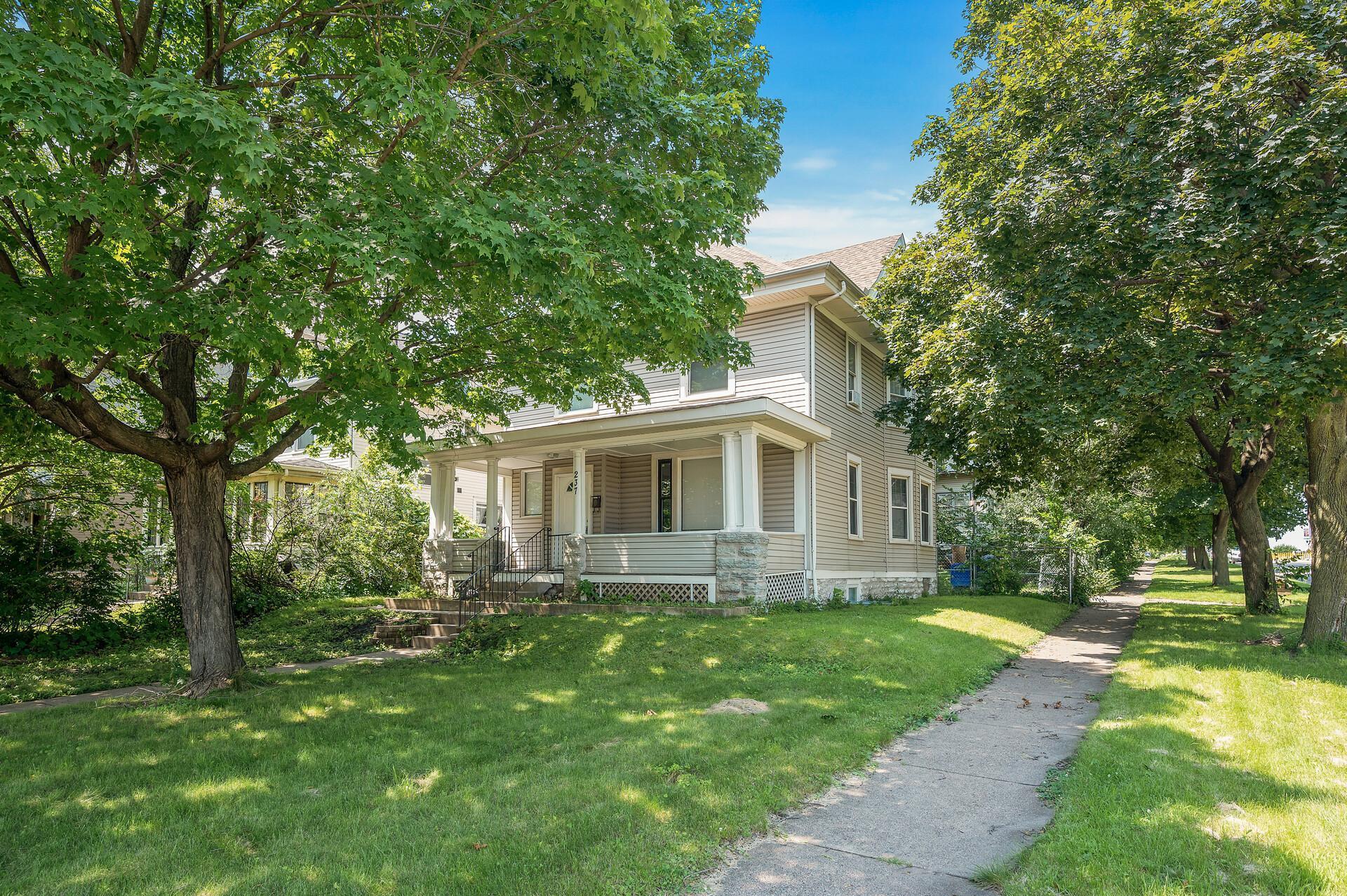 View of Residential at 237 Lexington Parkway, Saint Paul MN 55104, Saint Paul - Mike Wilen | Minnesota Team Real Estate