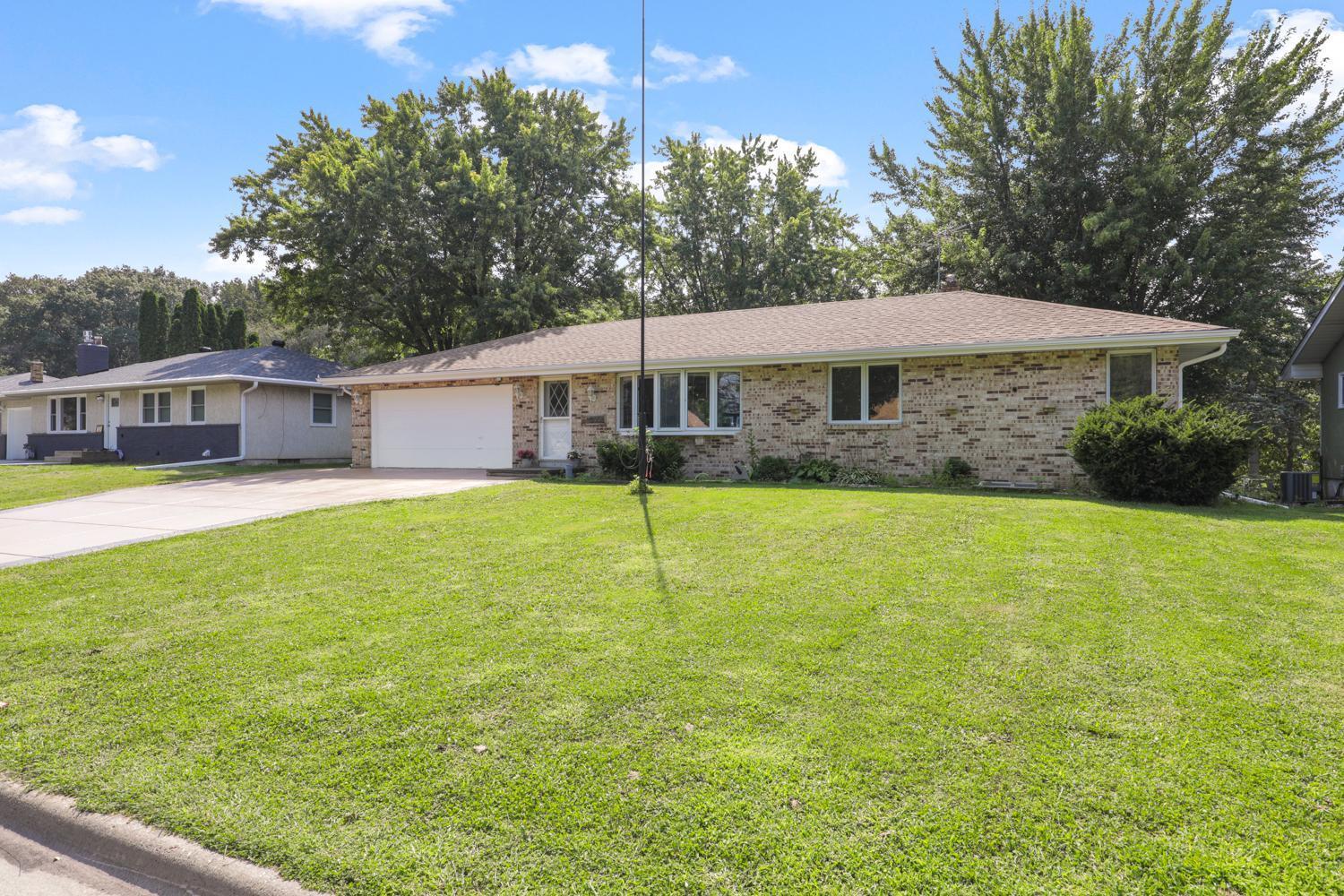 View of Residential at 1686 Rosewood Avenue, Maplewood MN 55109, Maplewood - Mike Wilen | Minnesota Team Real Estate