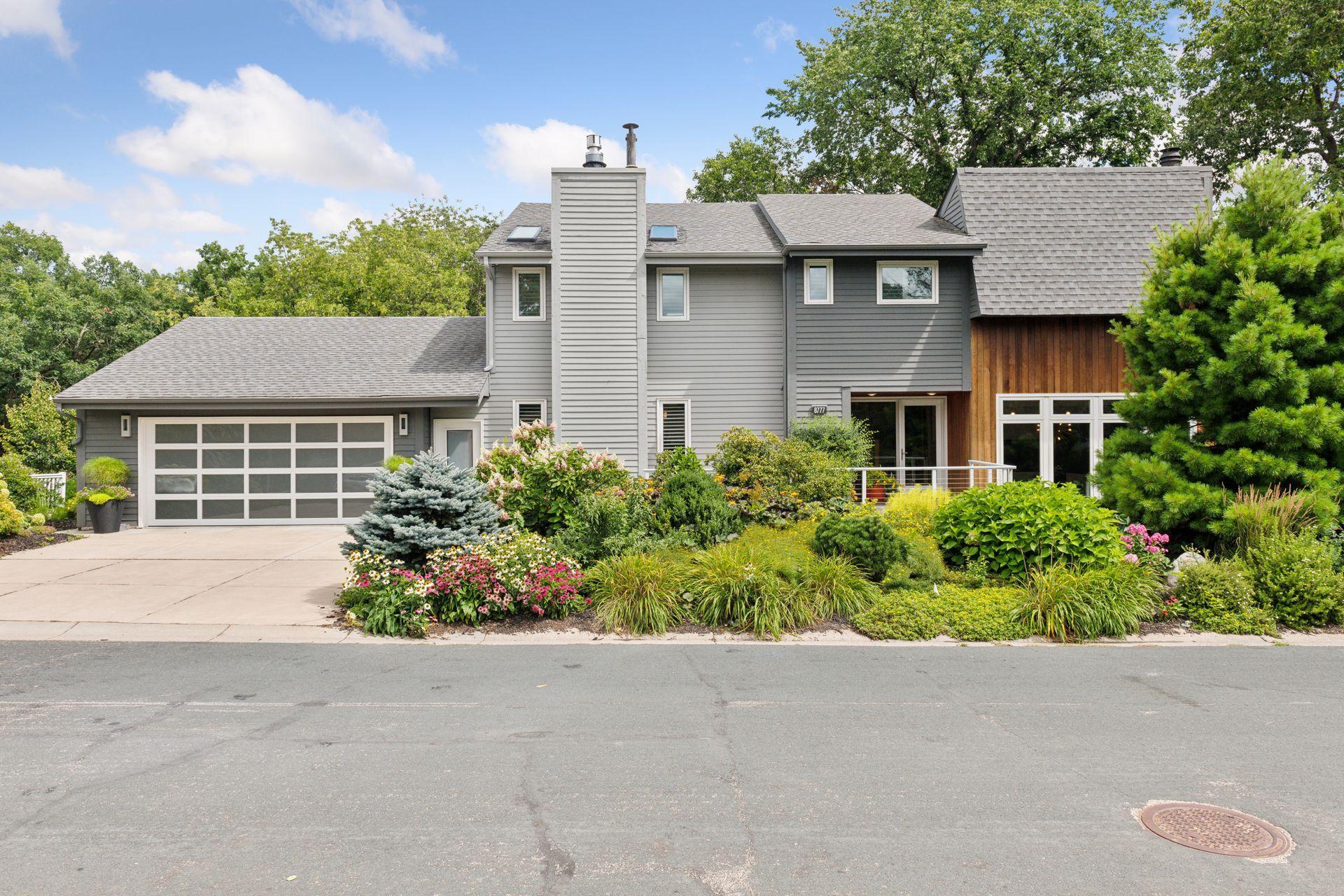 View of Residential at 8777 Walton Oaks Drive, Bloomington MN 55438, Bloomington - Mike Wilen | Minnesota Team Real Estate
