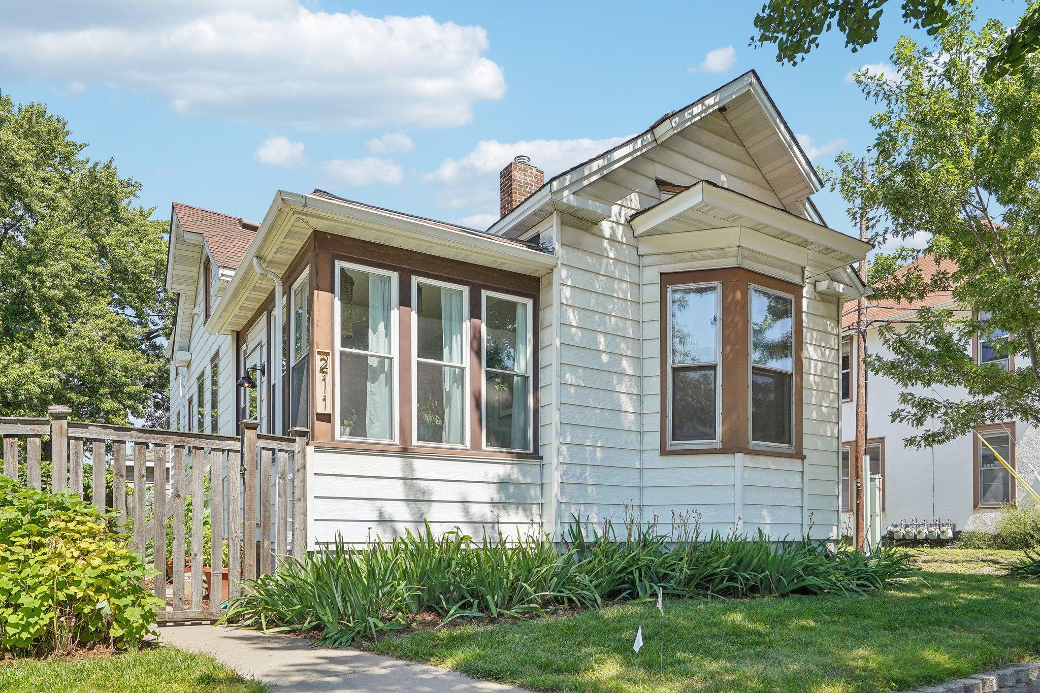 View of Residential at 211 8th Avenue, Minneapolis MN 55413, Minneapolis - Mike Wilen | Minnesota Team Real Estate