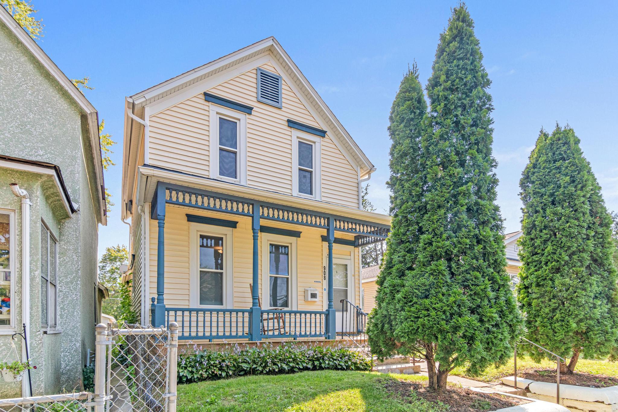 View of Residential at 908 Case Avenue, Saint Paul MN 55106, Saint Paul - Mike Wilen | Minnesota Team Real Estate