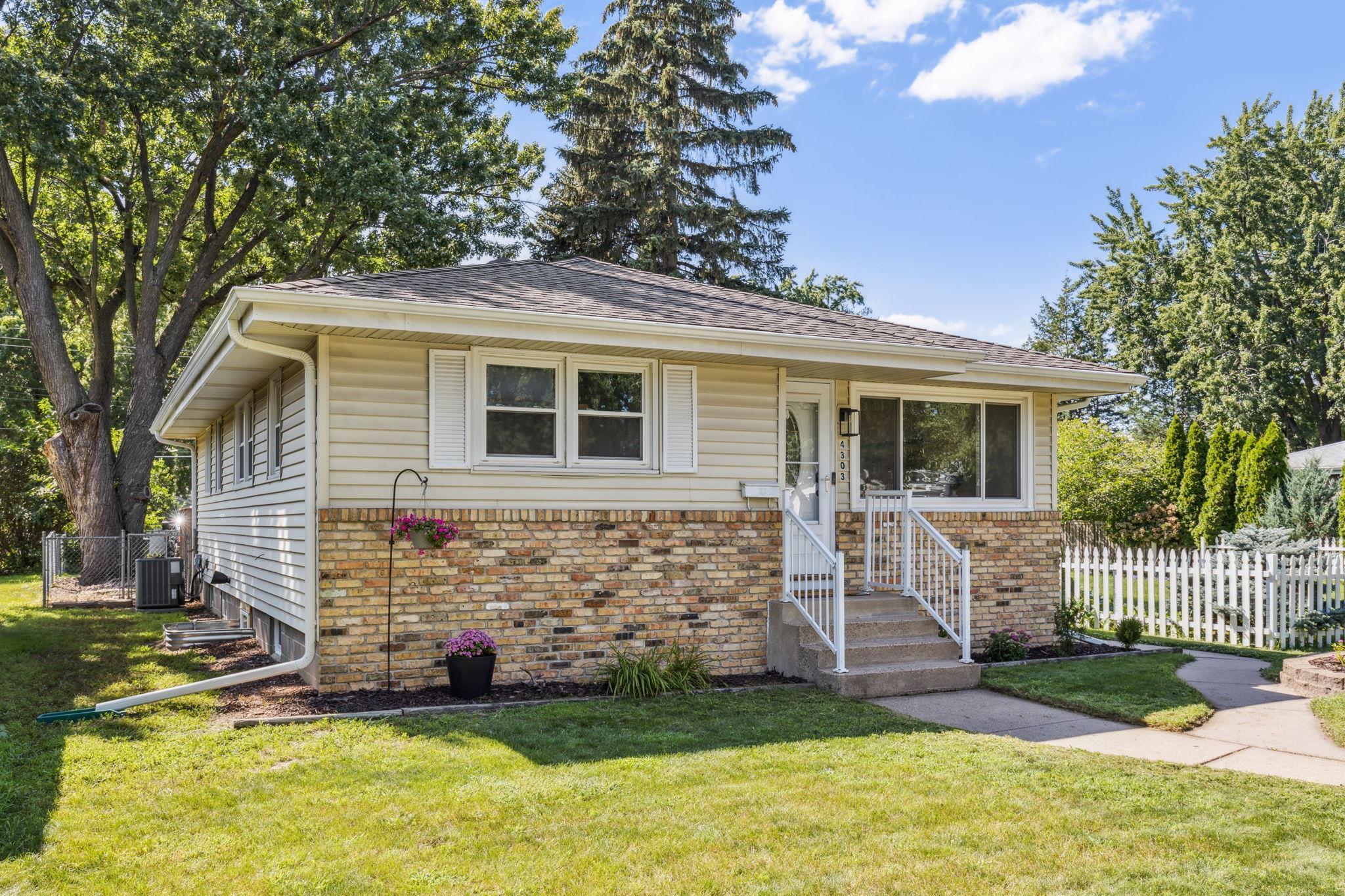 View of Residential at 4303 Welcome Avenue, Crystal MN 55422, Crystal - Mike Wilen | Minnesota Team Real Estate