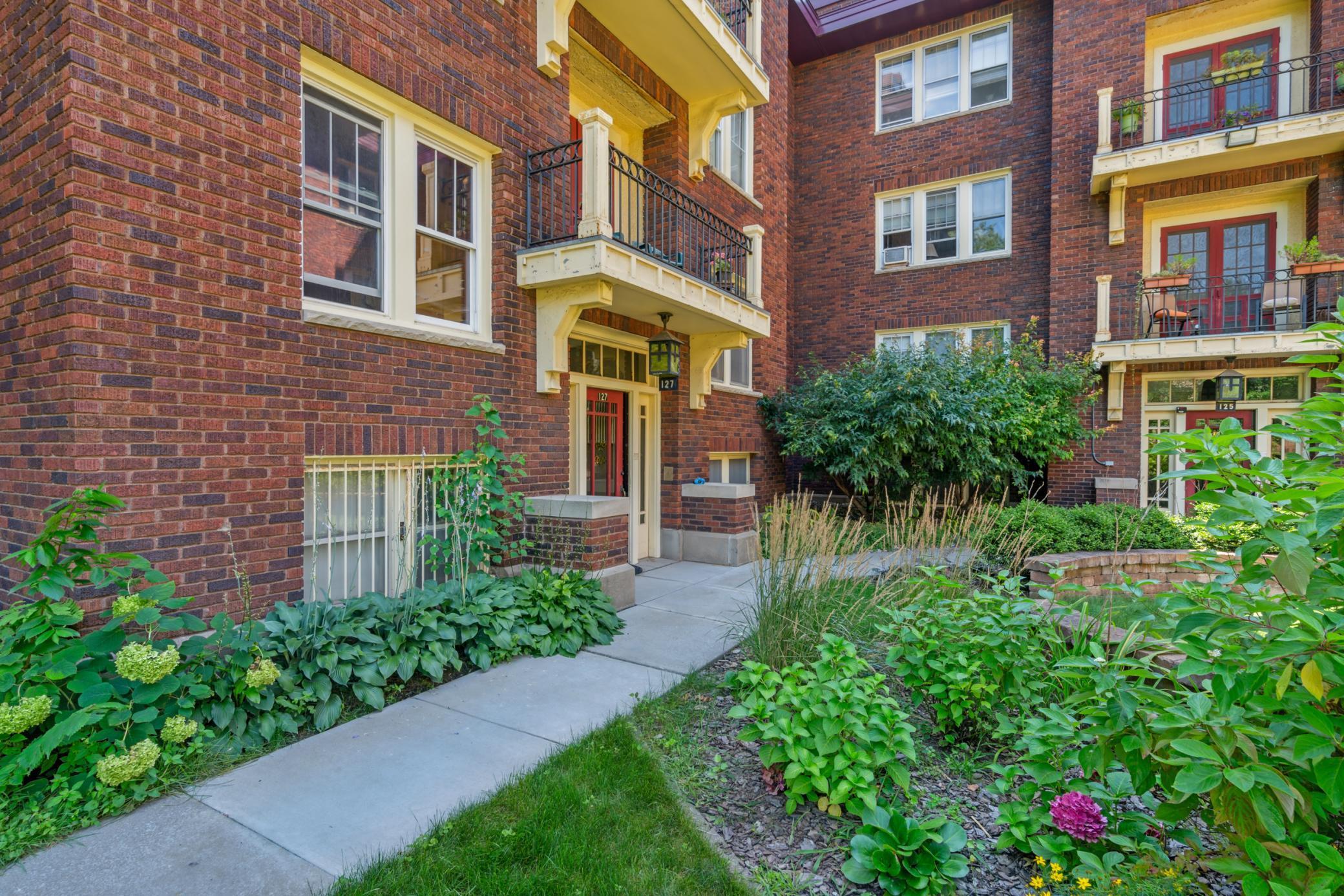 View of Residential at 127 Lexington Parkway #2, Saint Paul MN 55105, Saint Paul - Mike Wilen | Minnesota Team Real Estate