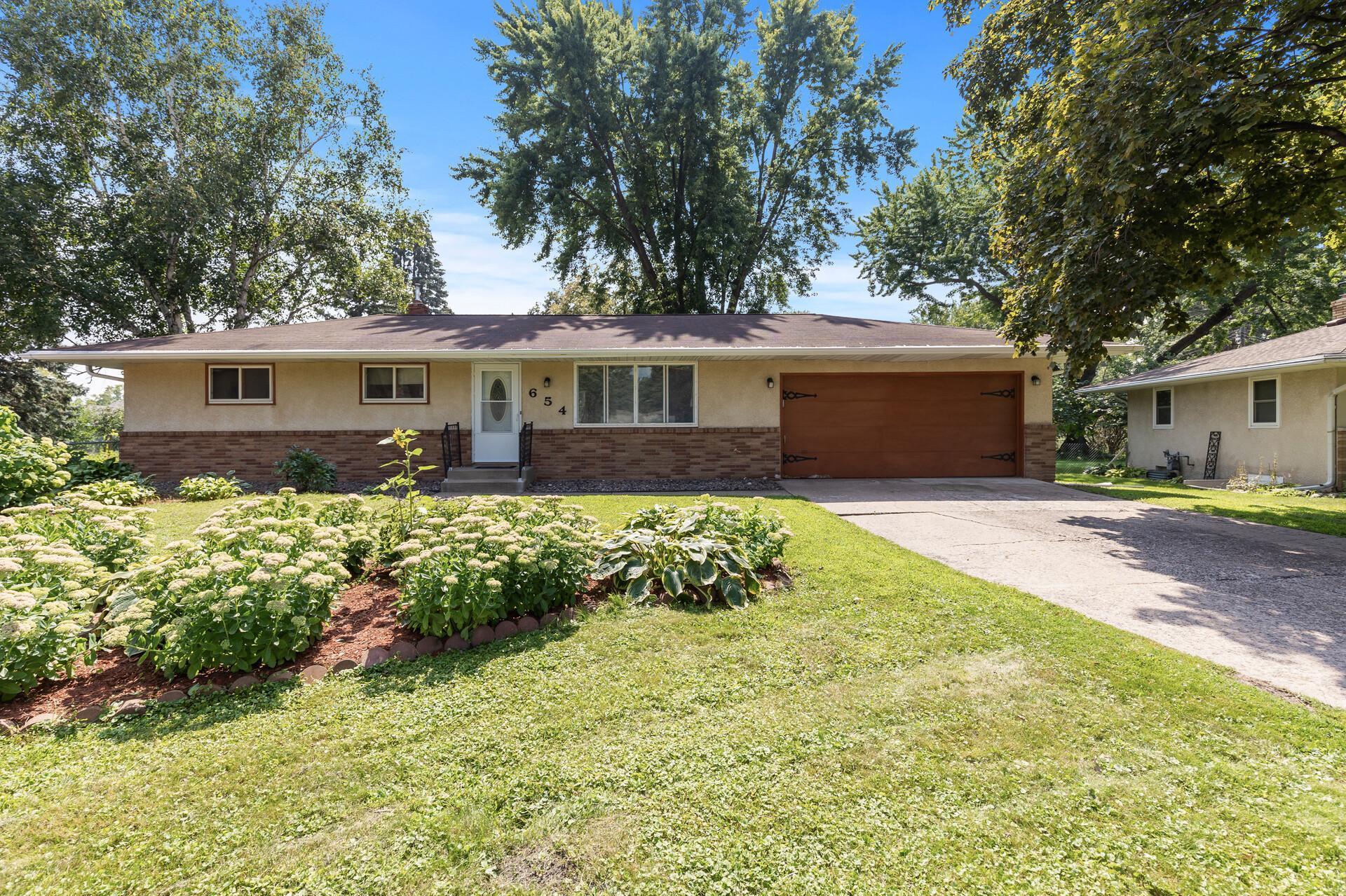 View of Residential at 654 Grandview Avenue, Roseville MN 55113, Roseville - Mike Wilen | Minnesota Team Real Estate