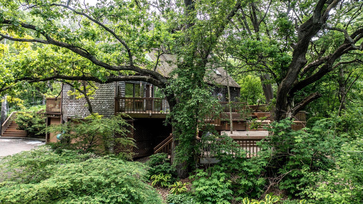 View of Residential at 750 Mohican Lane, Mendota Heights MN 55120, Mendota Heights (16 of 19) - Mike Wilen | Minnesota Team Real Estate