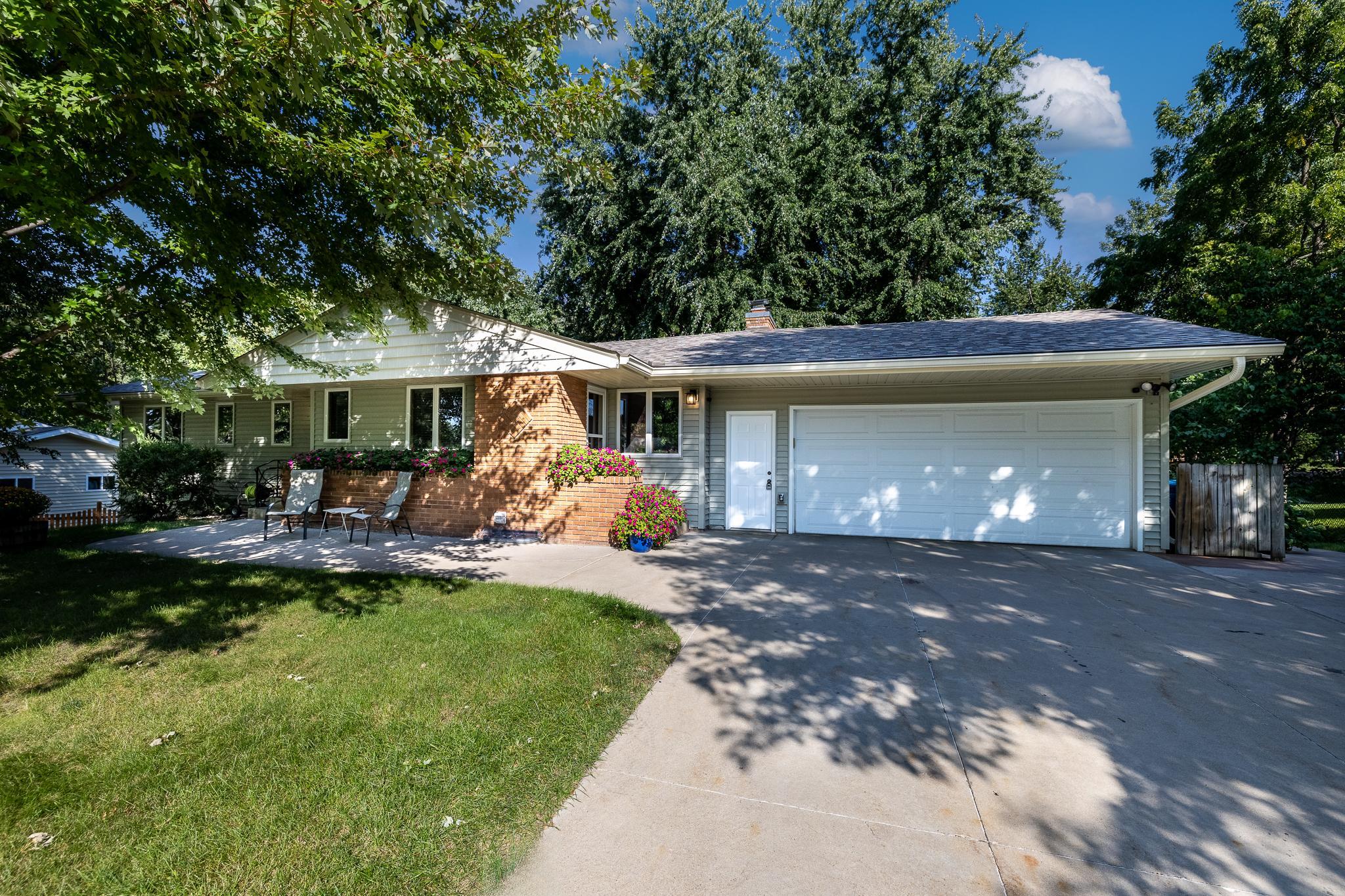 View of Residential at 4261 Queens Way, Minnetonka MN 55345, Minnetonka - Mike Wilen | Minnesota Team Real Estate