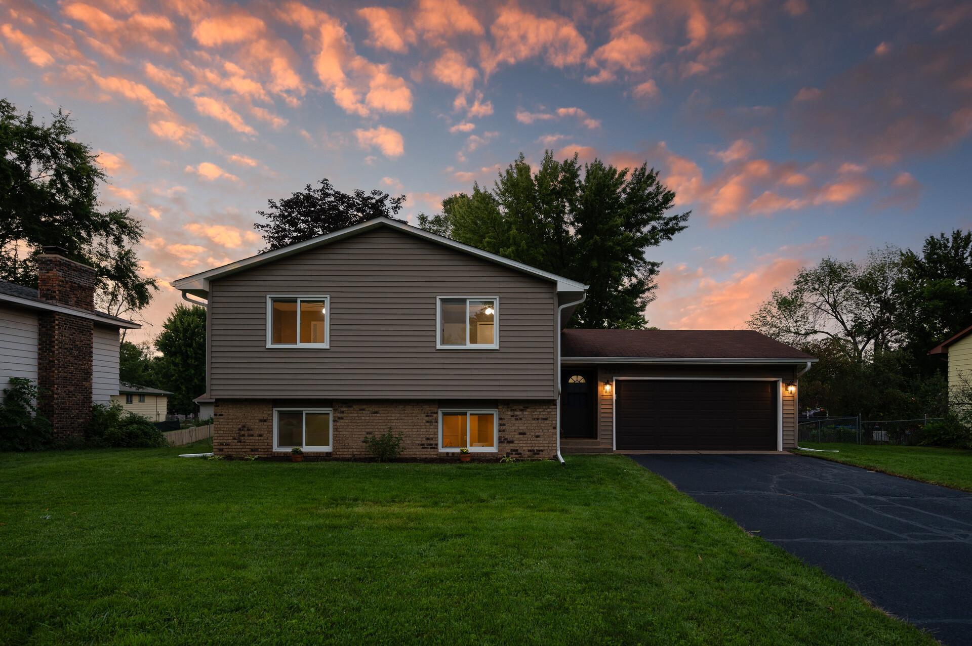 View of Residential at 2633 Ridge Lane, Mounds View MN 55112, Mounds View - Mike Wilen | Minnesota Team Real Estate