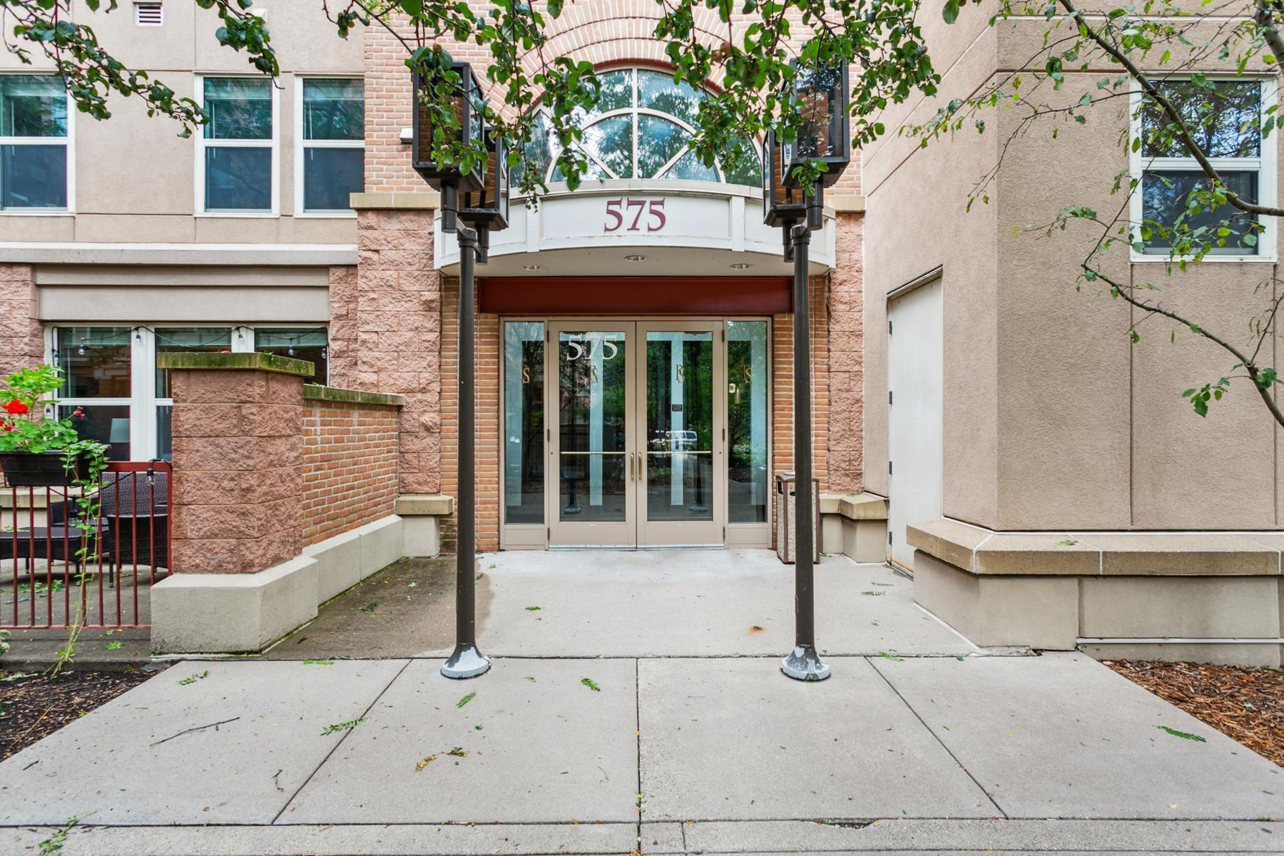 View of Residential at 575 1st Street #404, Minneapolis MN 55401, Minneapolis - Mike Wilen | Minnesota Team Real Estate