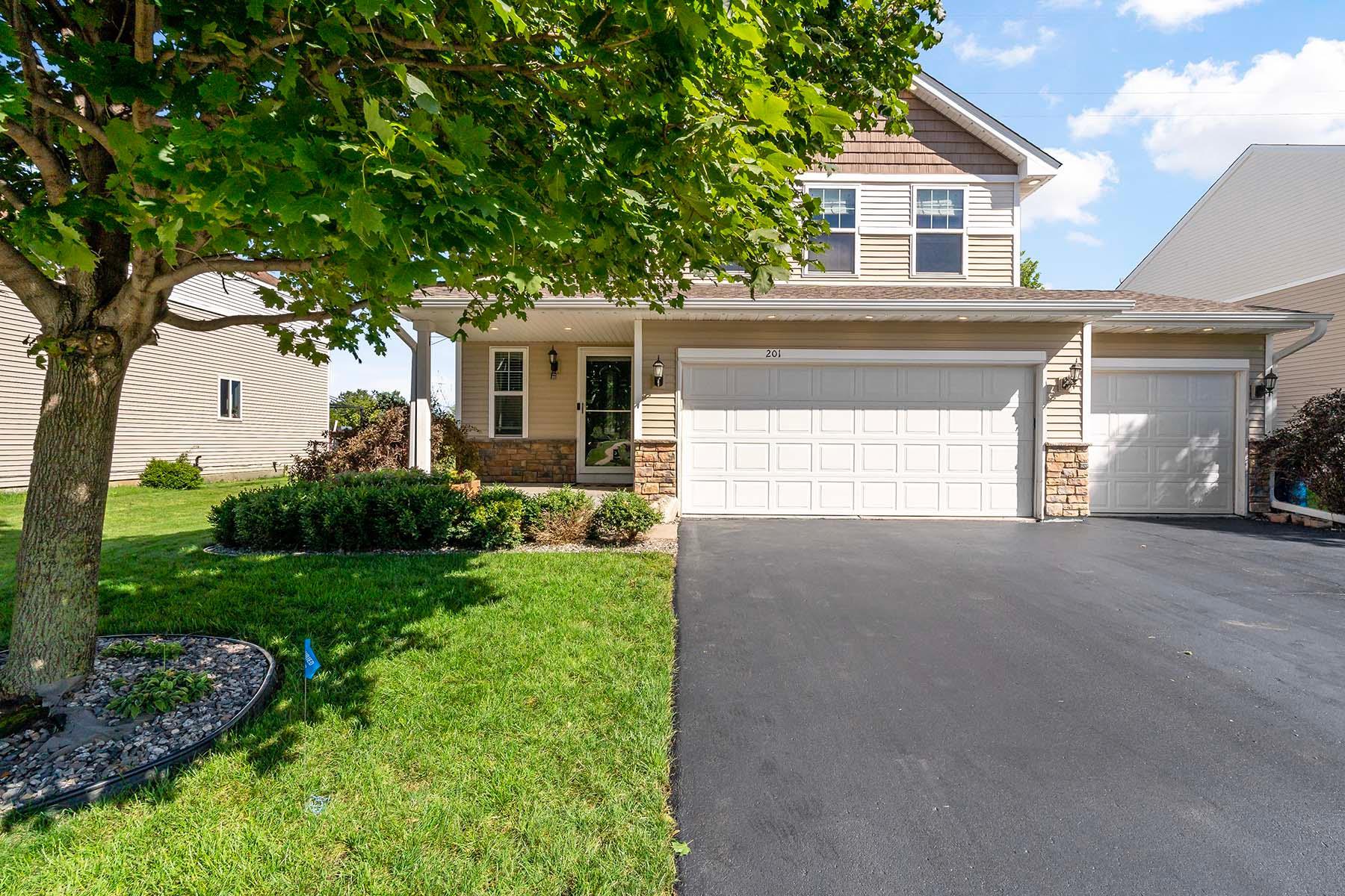 View of Residential at 201 Pottok Lane, Shakopee MN 55379, Shakopee - Mike Wilen | Minnesota Team Real Estate
