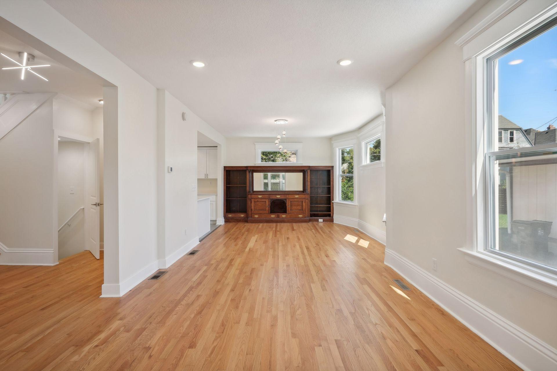 View of Residential at 815 Laurel Avenue, Saint Paul MN 55104, Saint Paul - Mike Wilen | Minnesota Team Real Estate