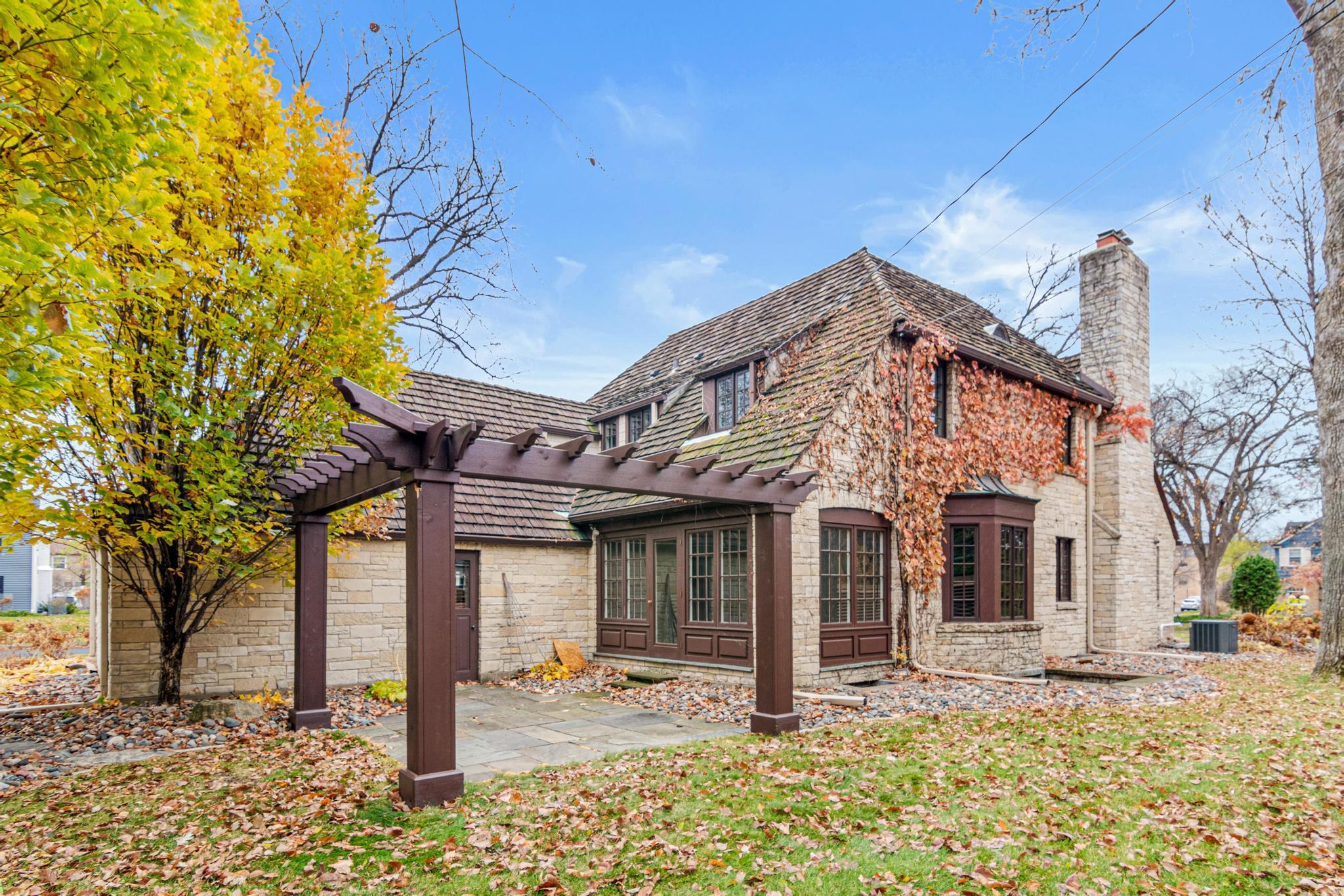 View of Residential at 4100 Sunset Boulevard, Saint Louis Park MN 55416, Saint Louis Park - Mike Wilen | Minnesota Team Real Estate