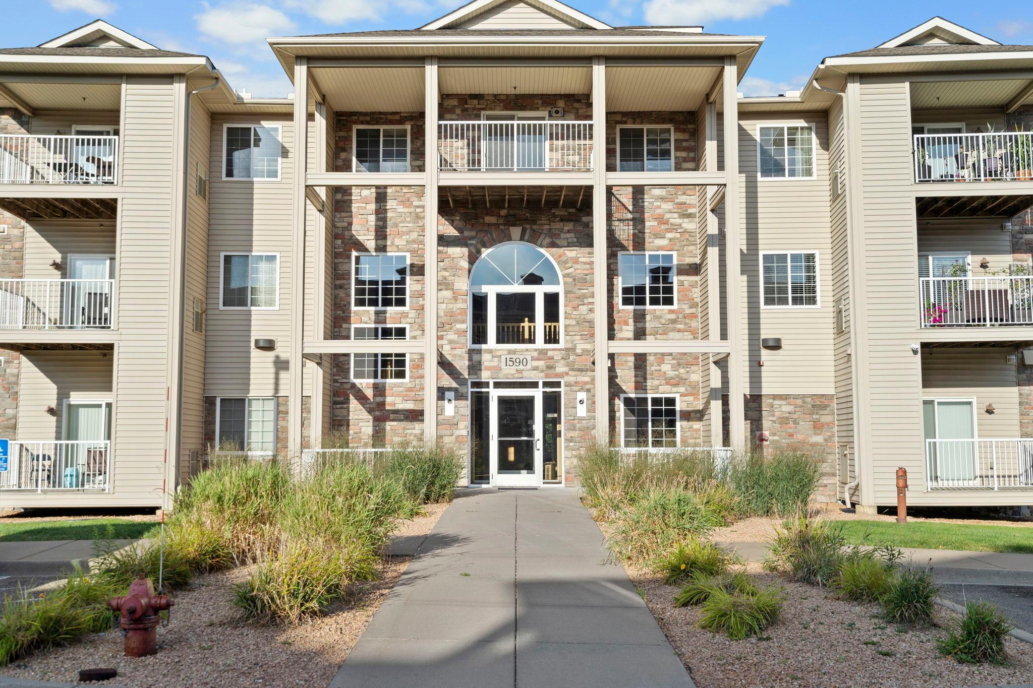 View of Residential at 1590 Parkwood Drive #205, Woodbury MN 55125, Woodbury - Mike Wilen | Minnesota Team Real Estate