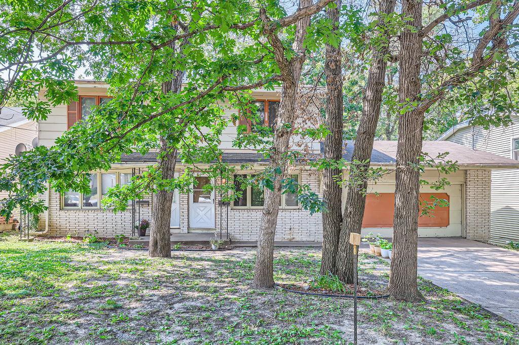 View of Residential Income at 2937 & 2939 France Avenue, Robbinsdale MN 55422, Robbinsdale - Mike Wilen | Minnesota Team Real Estate