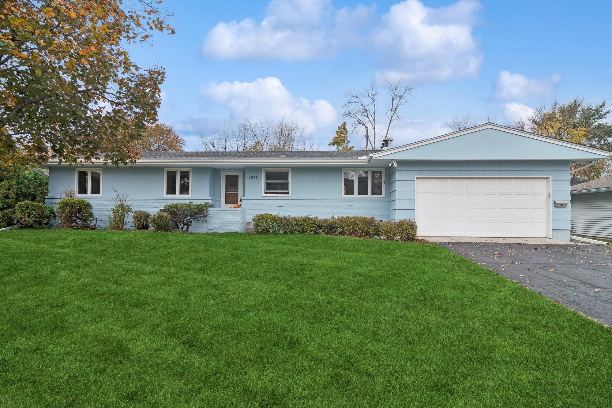 View of Residential at 10024 Wentworth Avenue, Bloomington MN 55420, Bloomington - Mike Wilen | Minnesota Team Real Estate