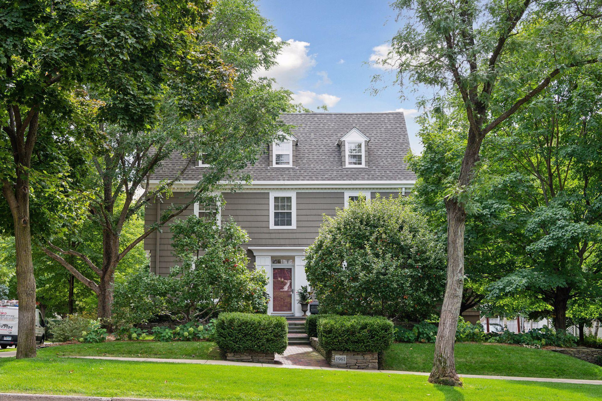 View of Residential at 1961 Kenwood Parkway, Minneapolis MN 55405, Minneapolis - Mike Wilen | Minnesota Team Real Estate