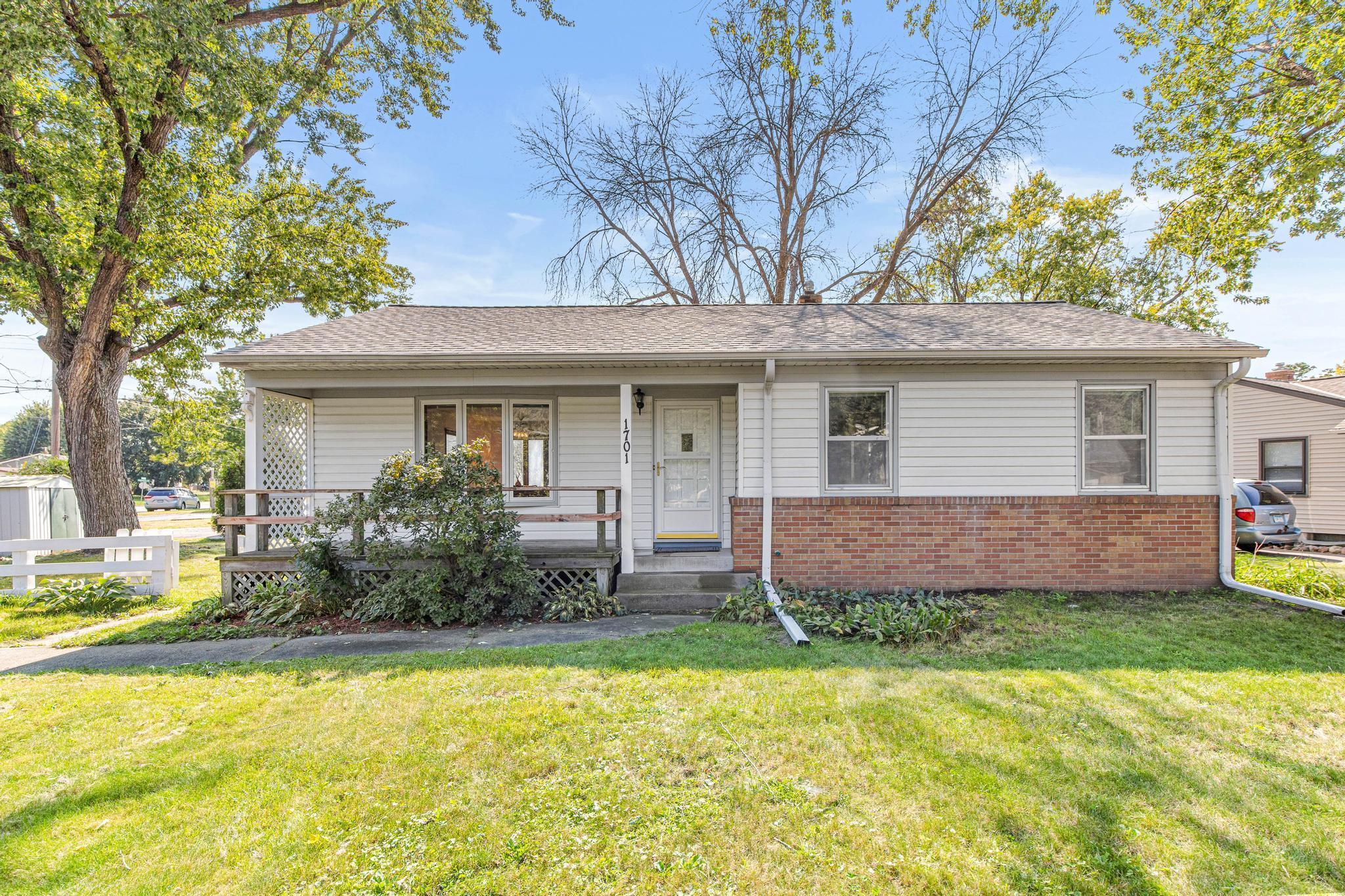 View of Residential at 1701 Birmingham Street, Maplewood MN 55109, Maplewood - Mike Wilen | Minnesota Team Real Estate
