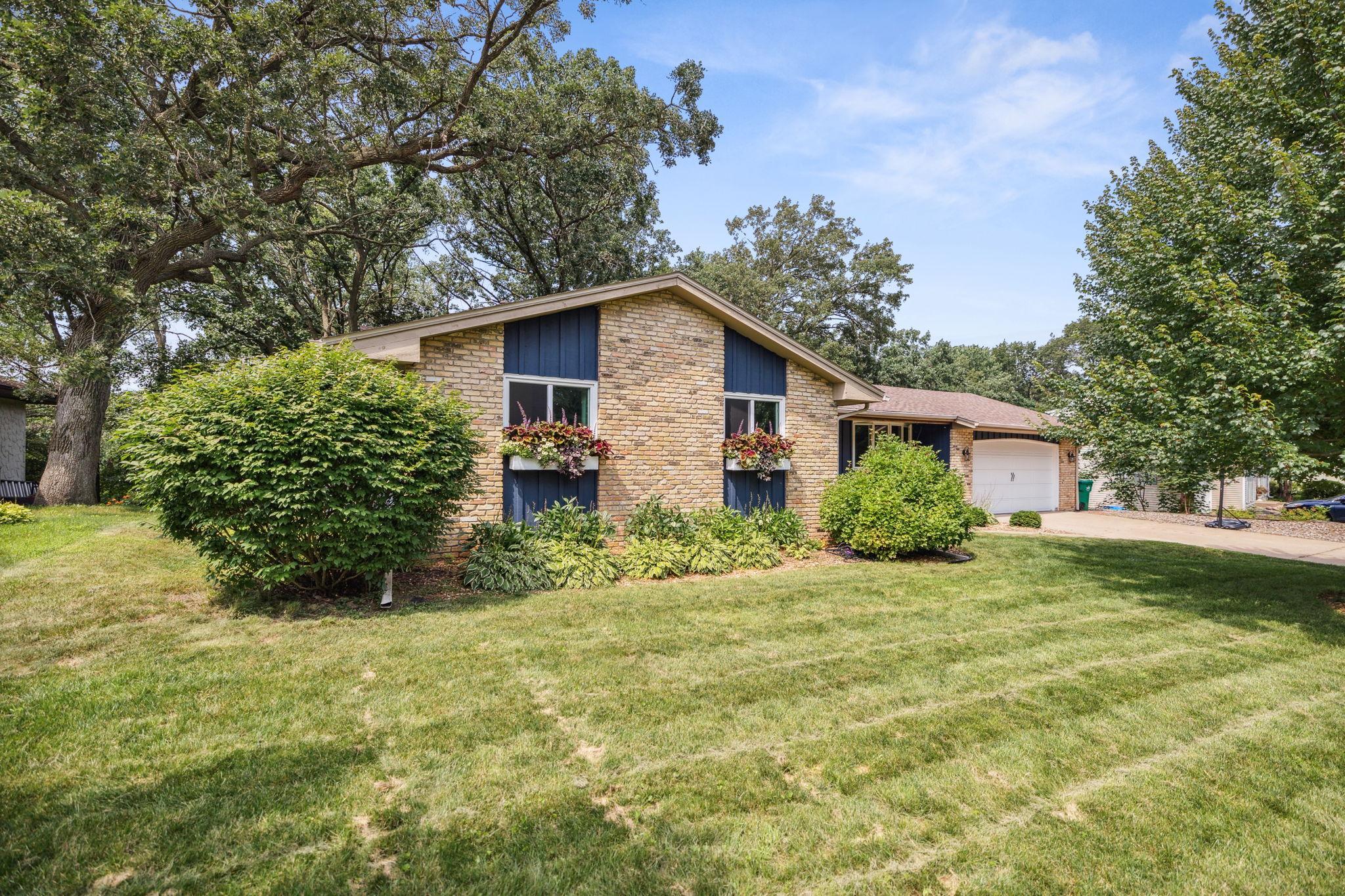 View of Residential at 4299 Virginia Avenue, Shoreview MN 55126, Shoreview - Mike Wilen | Minnesota Team Real Estate