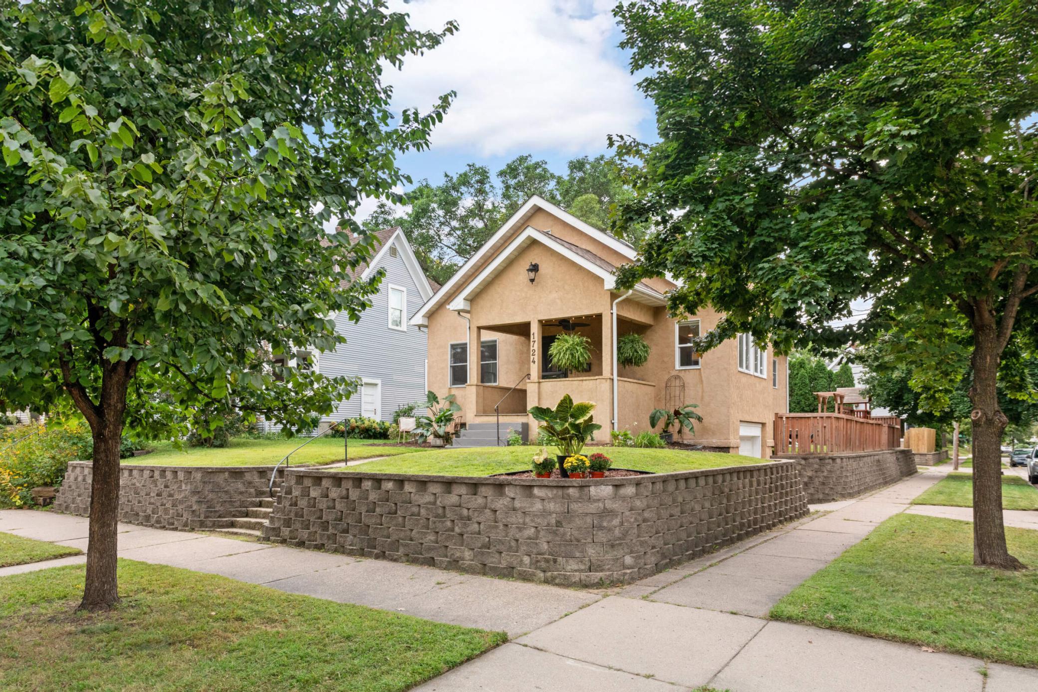 View of Residential at 1724 Iglehart Avenue, Saint Paul MN 55104, Saint Paul - Mike Wilen | Minnesota Team Real Estate