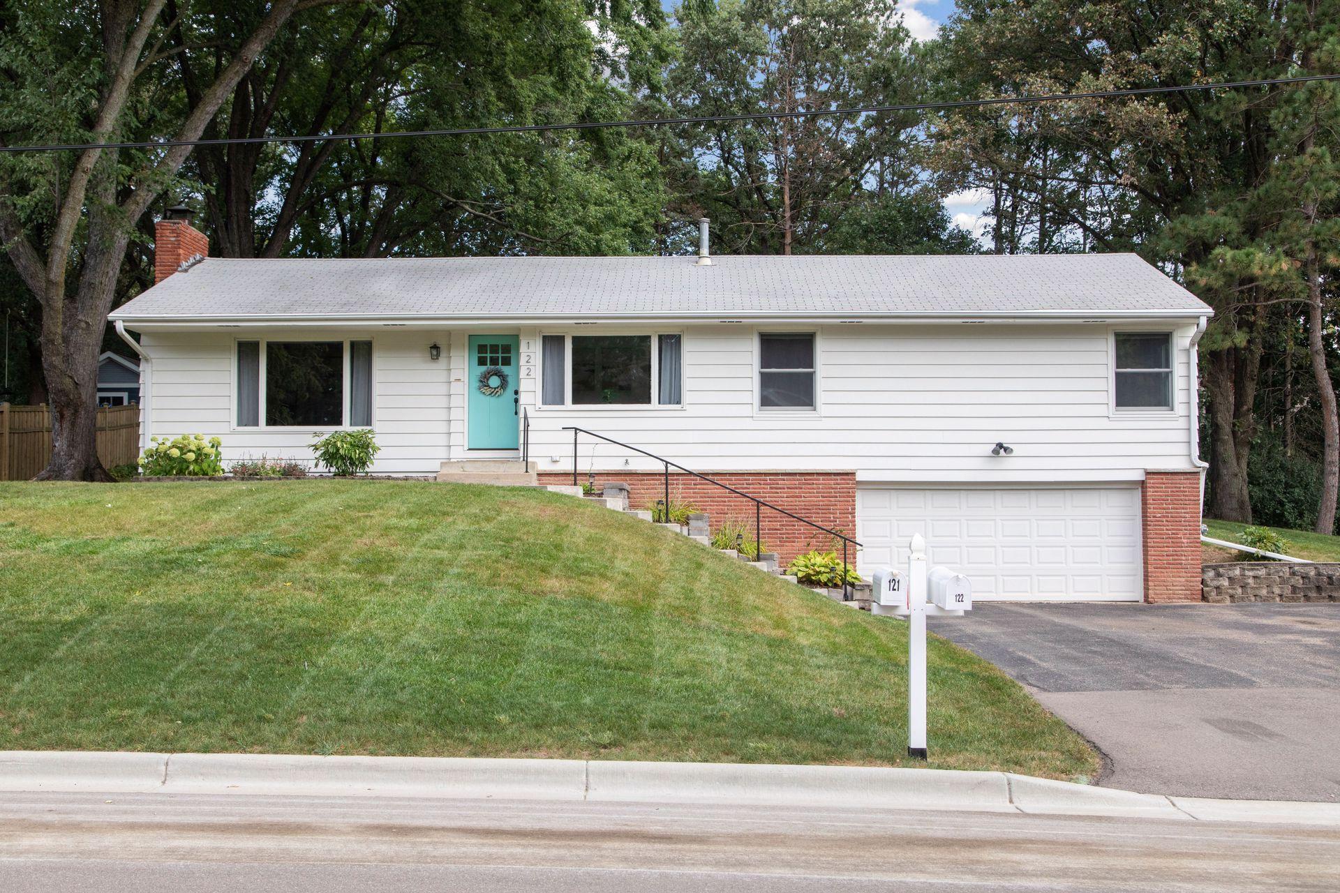 View of Residential at 122 Surrey Trail, Apple Valley MN 55124, Apple Valley - Mike Wilen | Minnesota Team Real Estate
