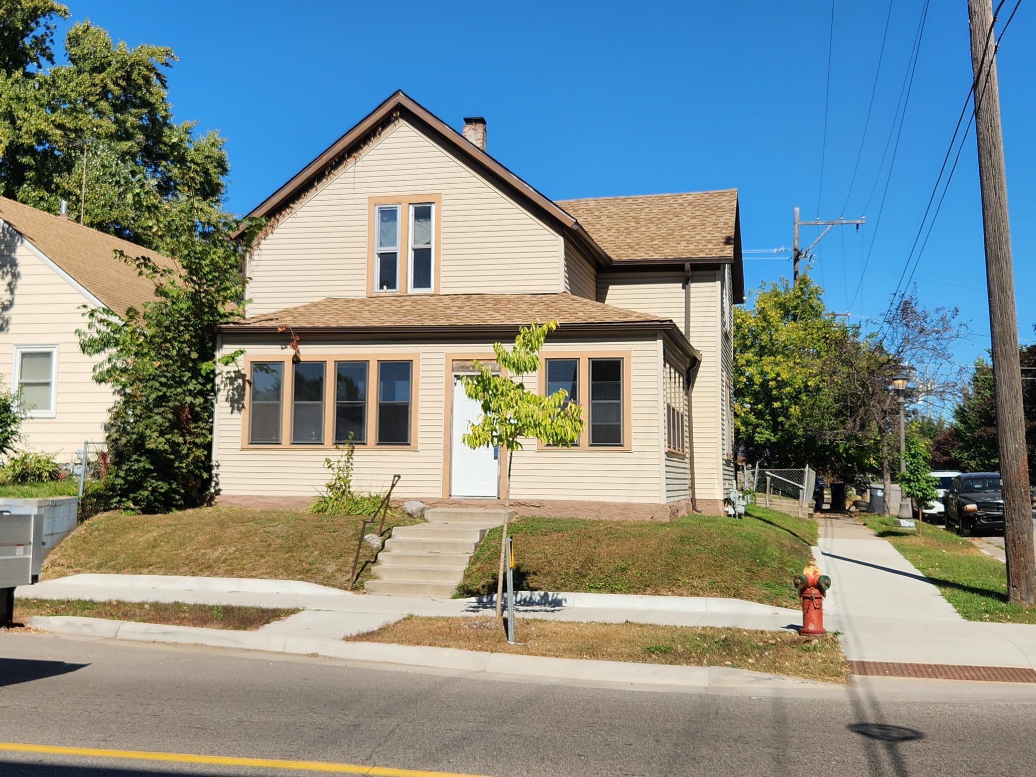 View of Residential Income at 1237 7th Street, Saint Paul MN 55106, Saint Paul - Mike Wilen | Minnesota Team Real Estate