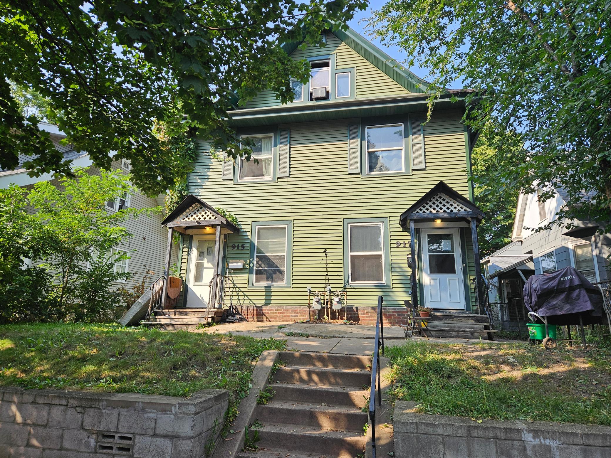 View of Residential Income at 917 6th Street, Saint Paul MN 55106, Saint Paul - Mike Wilen | Minnesota Team Real Estate