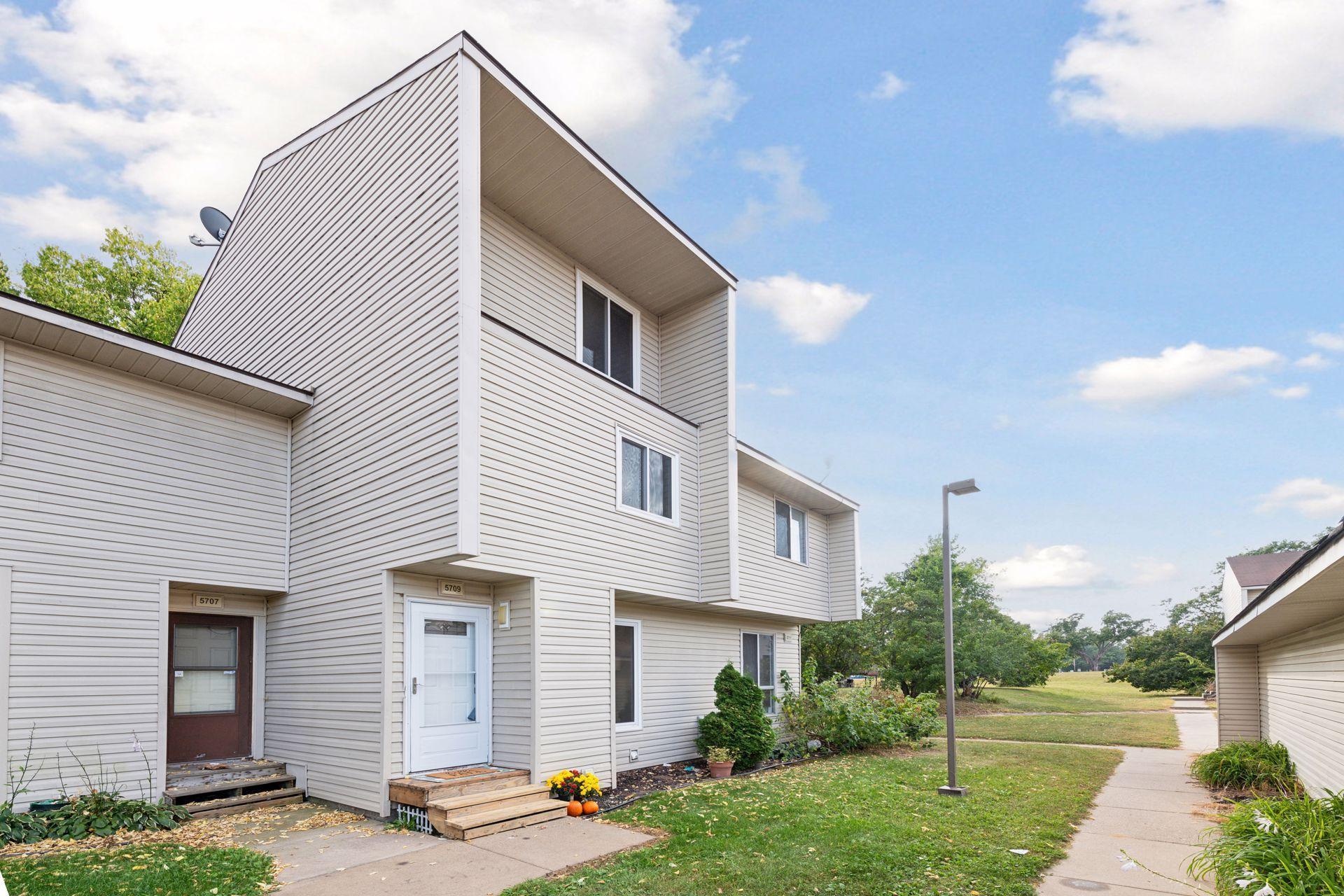 View of Residential at 5709 80th Avenue, Brooklyn Park MN 55443, Brooklyn Park - Mike Wilen | Minnesota Team Real Estate