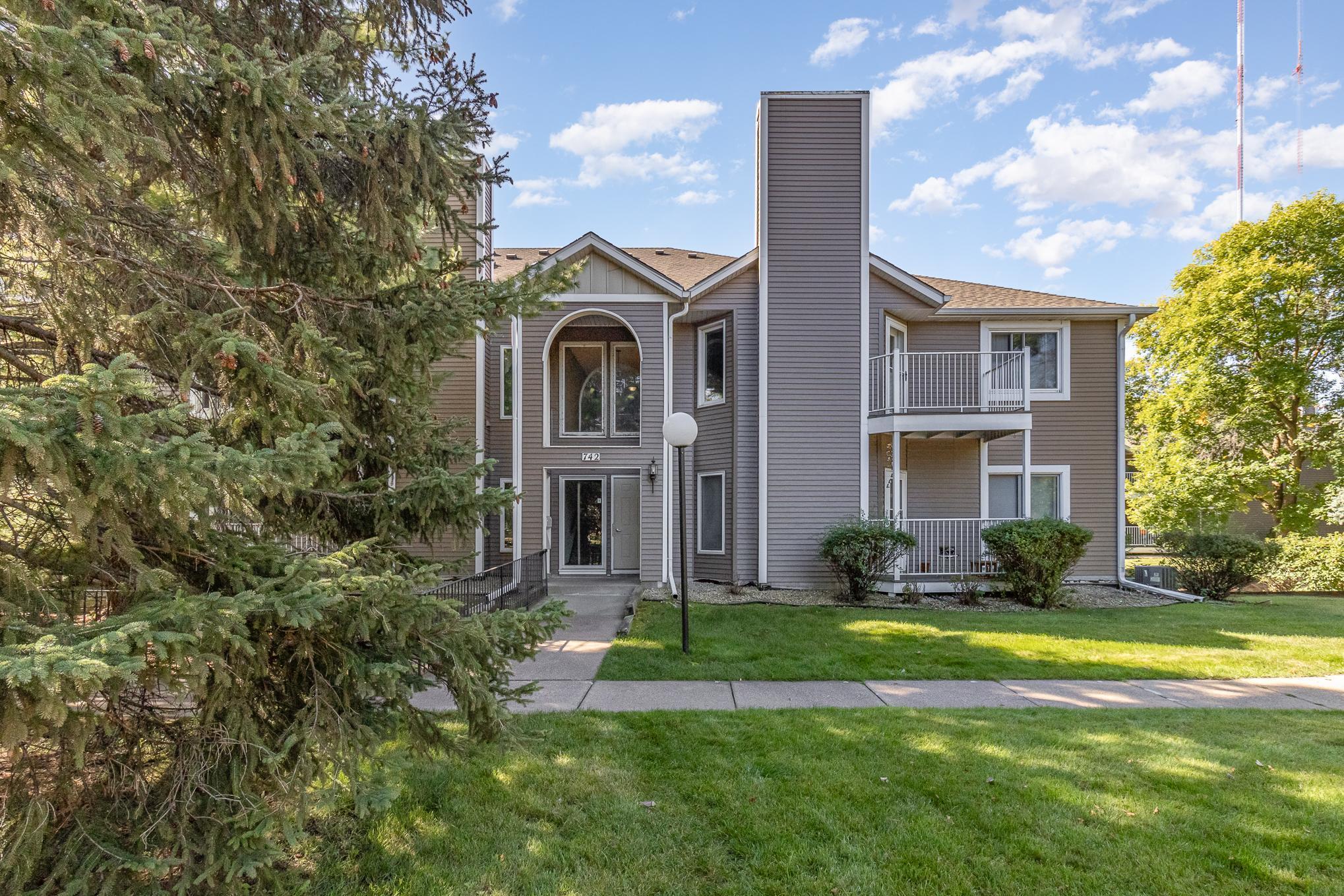 View of Residential at 742 County Road F #1009, Shoreview MN 55126, Shoreview - Mike Wilen | Minnesota Team Real Estate