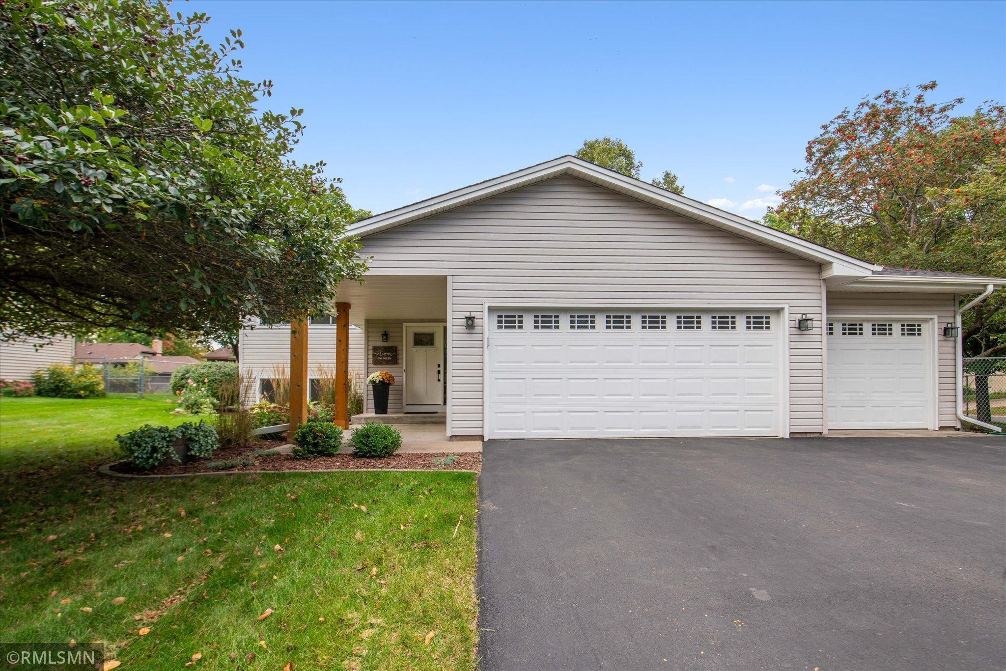 View of Residential at 5554 Arona Street, Shoreview MN 55126, Shoreview - Mike Wilen | Minnesota Team Real Estate