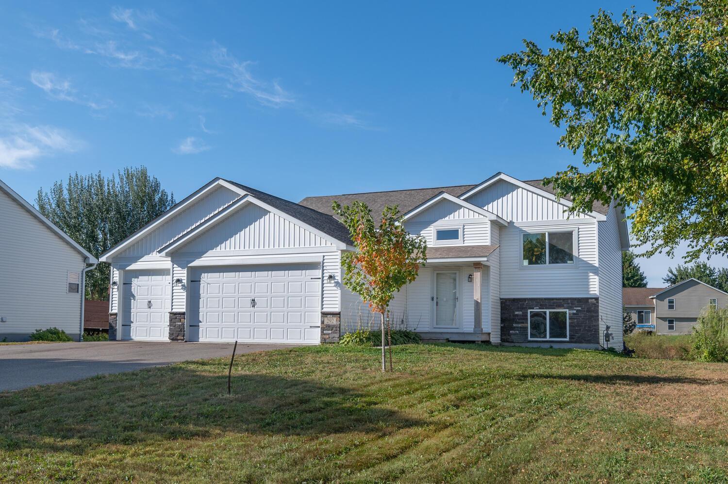 View of Residential at 292 Waverland Court, Waverly MN 55390, Waverly - Mike Wilen | Minnesota Team Real Estate