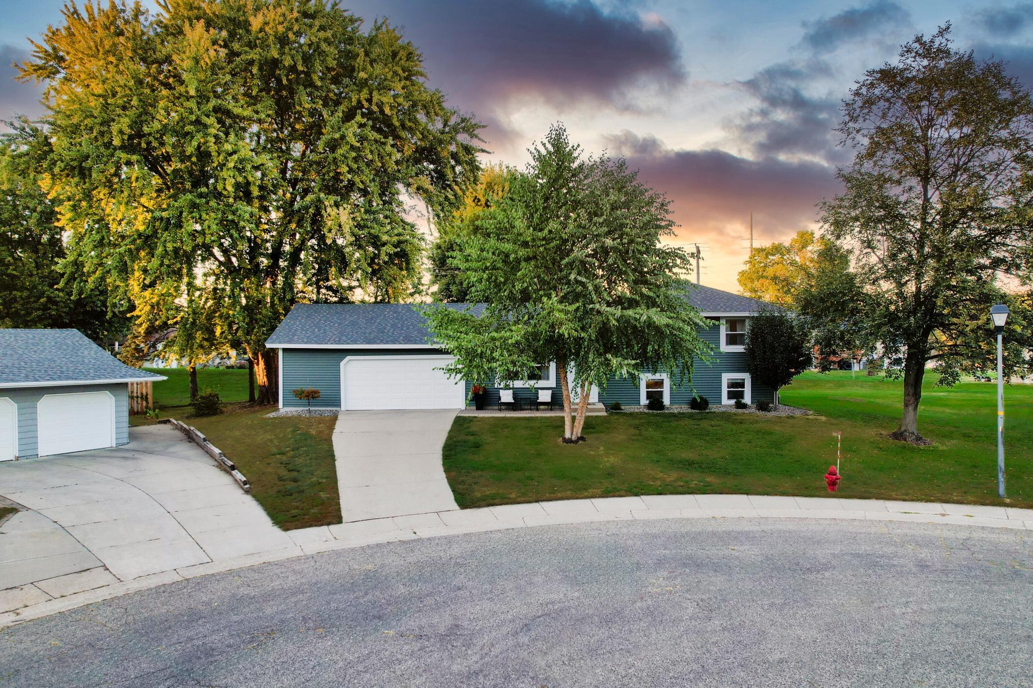 View of Residential at 921 Oriole Drive, Apple Valley MN 55124, Apple Valley - Mike Wilen | Minnesota Team Real Estate