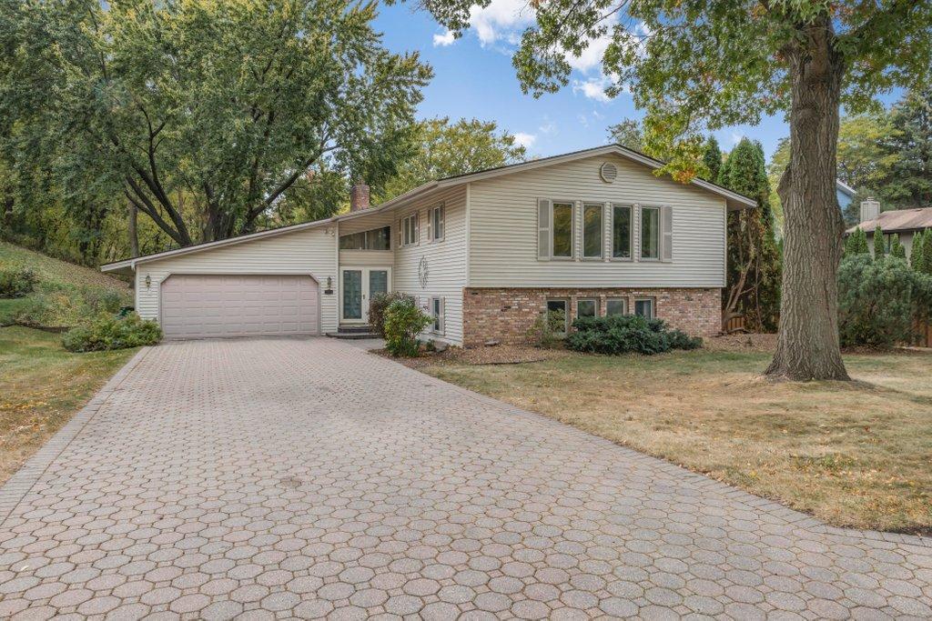 View of Residential at 2975 Torchwood Drive, New Brighton MN 55112, New Brighton - Mike Wilen | Minnesota Team Real Estate