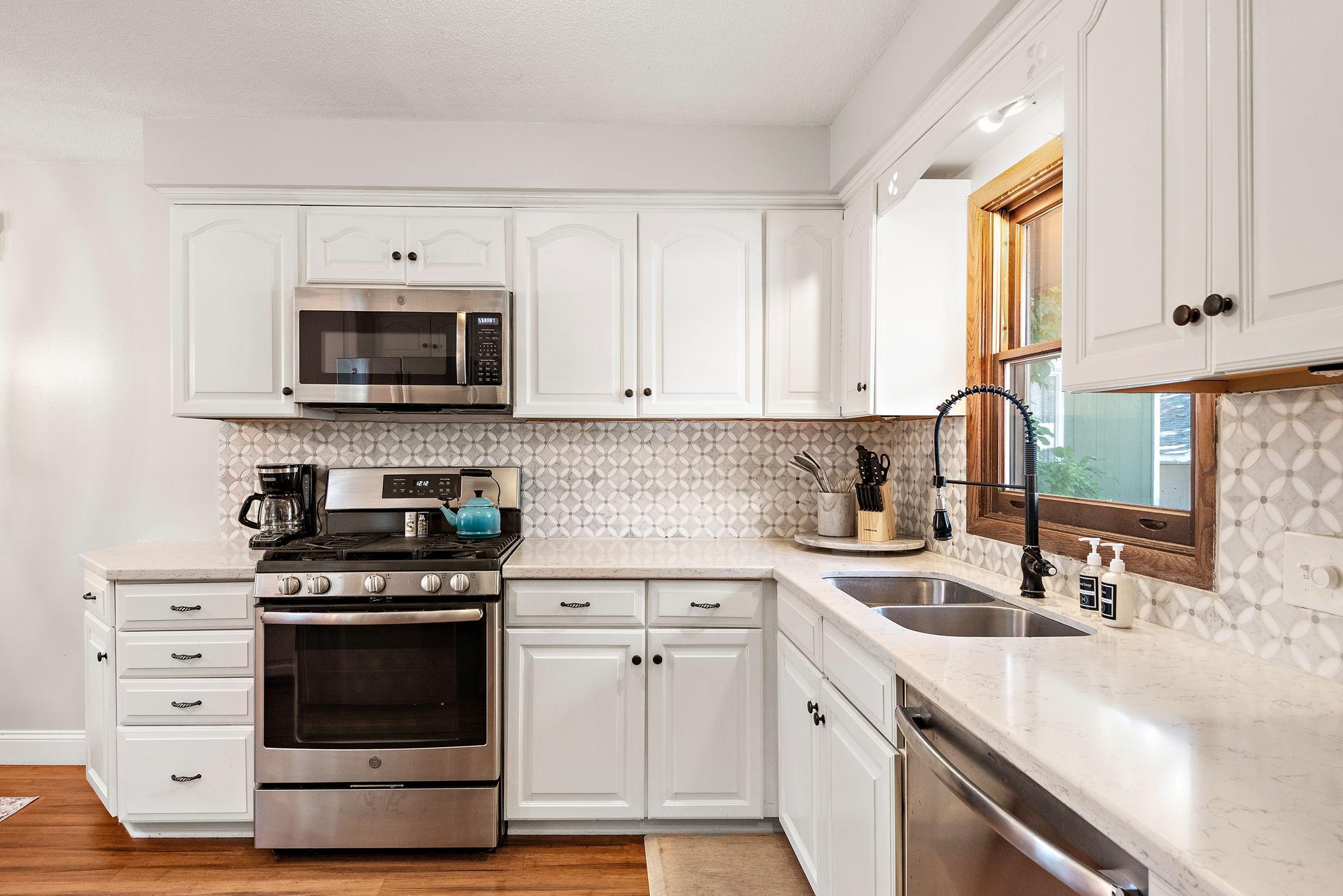 View of Residential at 3939 Abbott Avenue, Robbinsdale MN 55422, Robbinsdale - Mike Wilen | Minnesota Team Real Estate