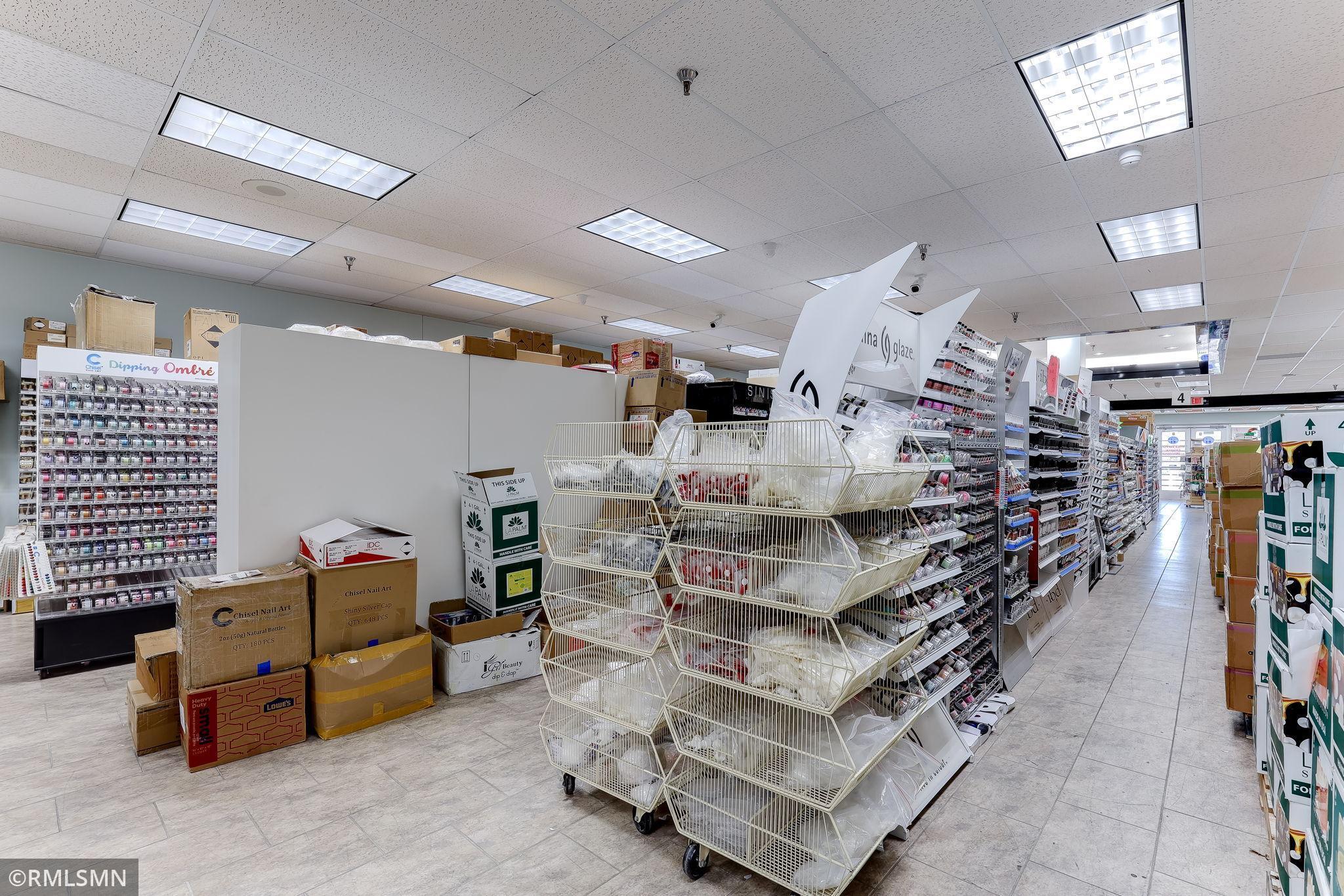 View of Commercial Sale at 8024 Brooklyn Boulevard, Brooklyn Park MN 55445, Brooklyn Park (9 of 14) - Mike Wilen | Minnesota Team Real Estate