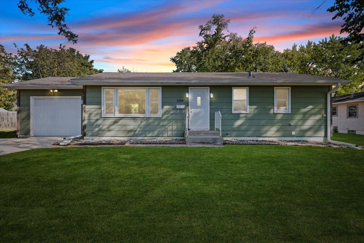 View of Residential at 1234 Laurel Avenue, Saint Paul Park MN 55071, Saint Paul Park - Mike Wilen | Minnesota Team Real Estate