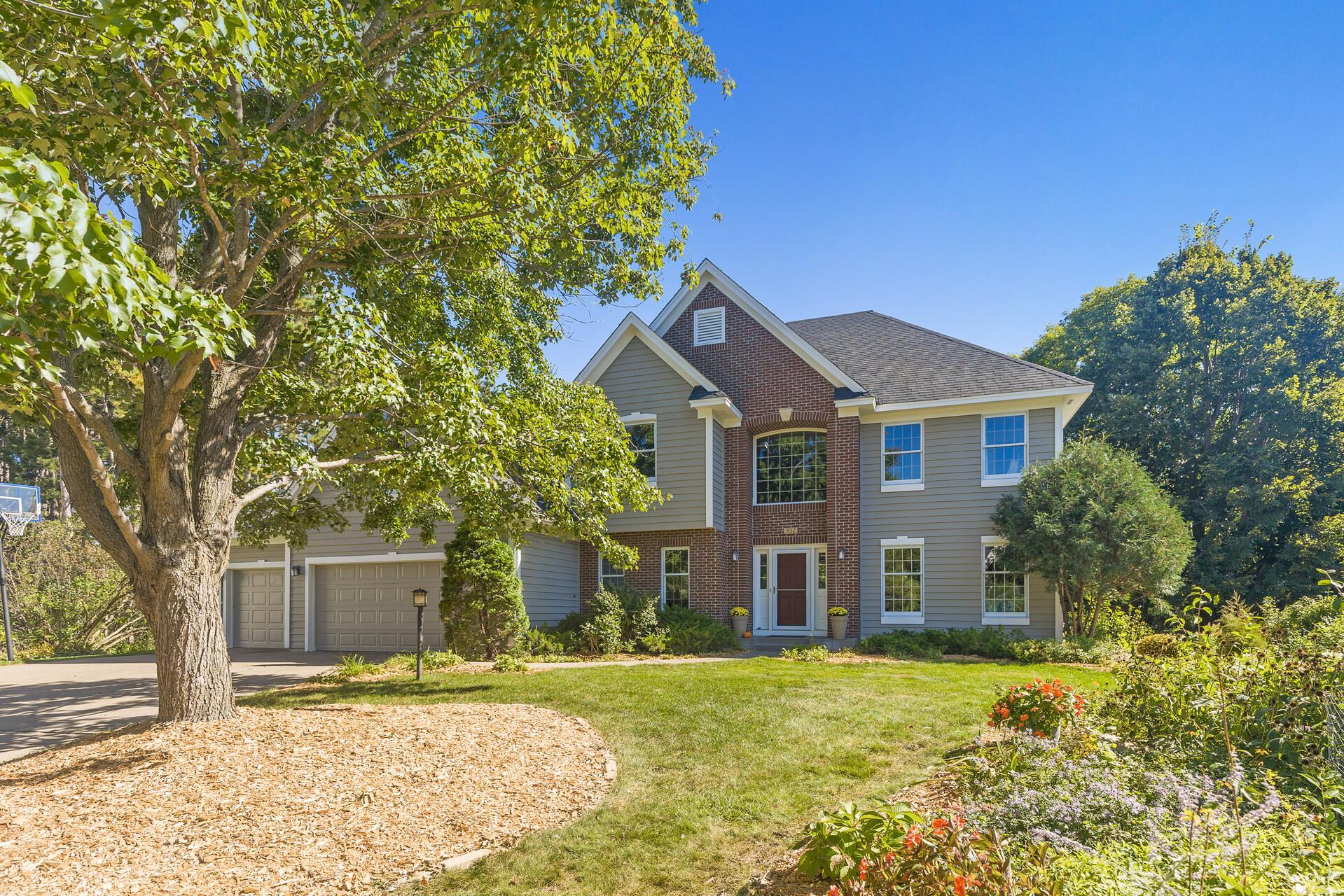 View of Residential at 952 Pineview Court, Mahtomedi MN 55115, Mahtomedi - Mike Wilen | Minnesota Team Real Estate