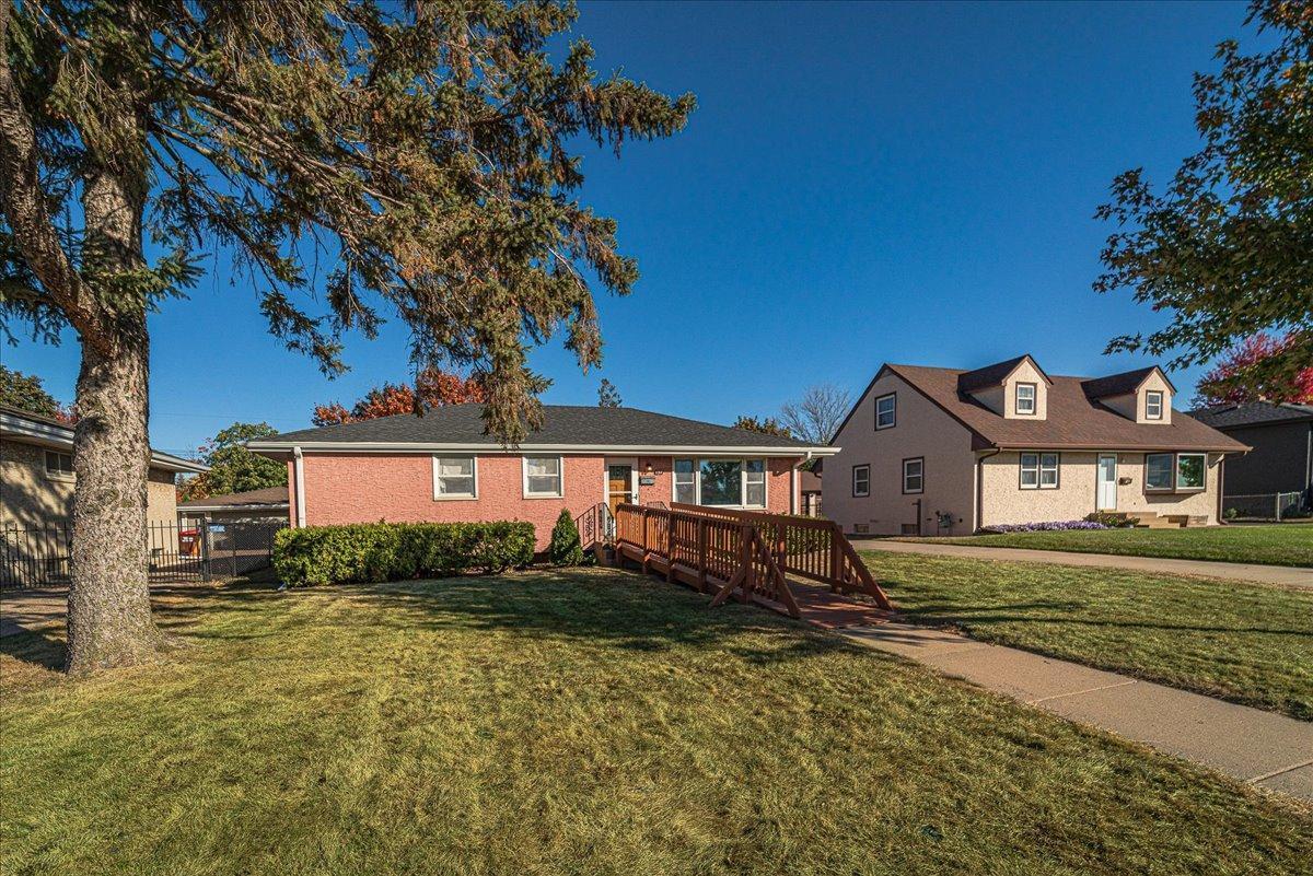View of Residential at 137 South Street, South Saint Paul MN 55075, South Saint Paul - Mike Wilen | Minnesota Team Real Estate
