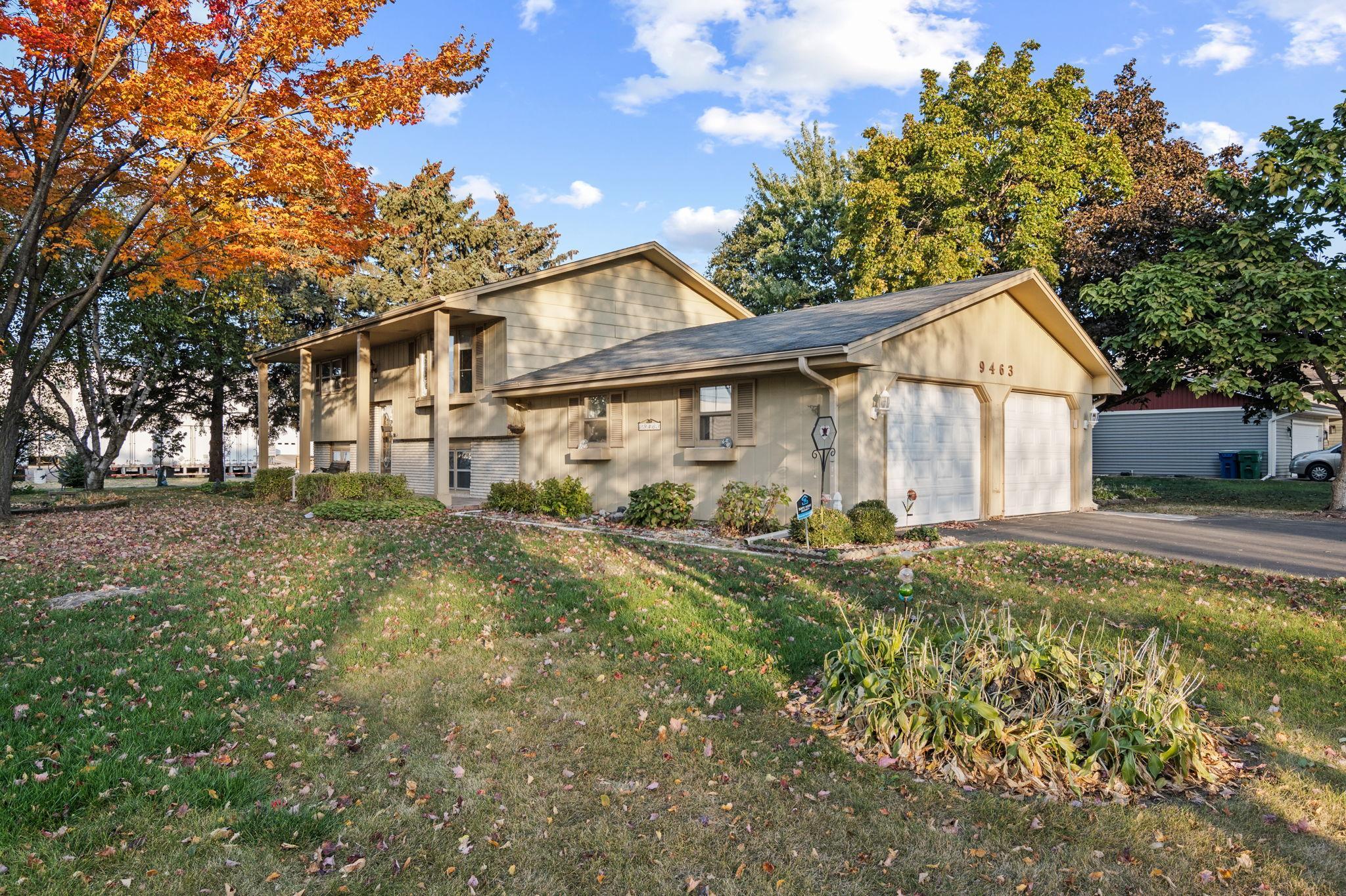 View of Residential at 9463 Wellington Lane, Maple Grove MN 55369, Maple Grove - Mike Wilen | Minnesota Team Real Estate