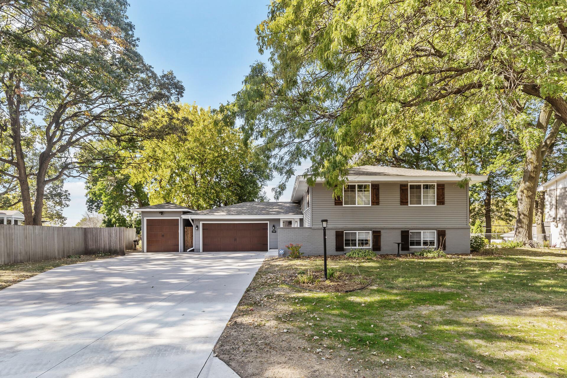 View of Residential at 2180 Lamplight Drive, Woodbury MN 55125, Woodbury - Mike Wilen | Minnesota Team Real Estate